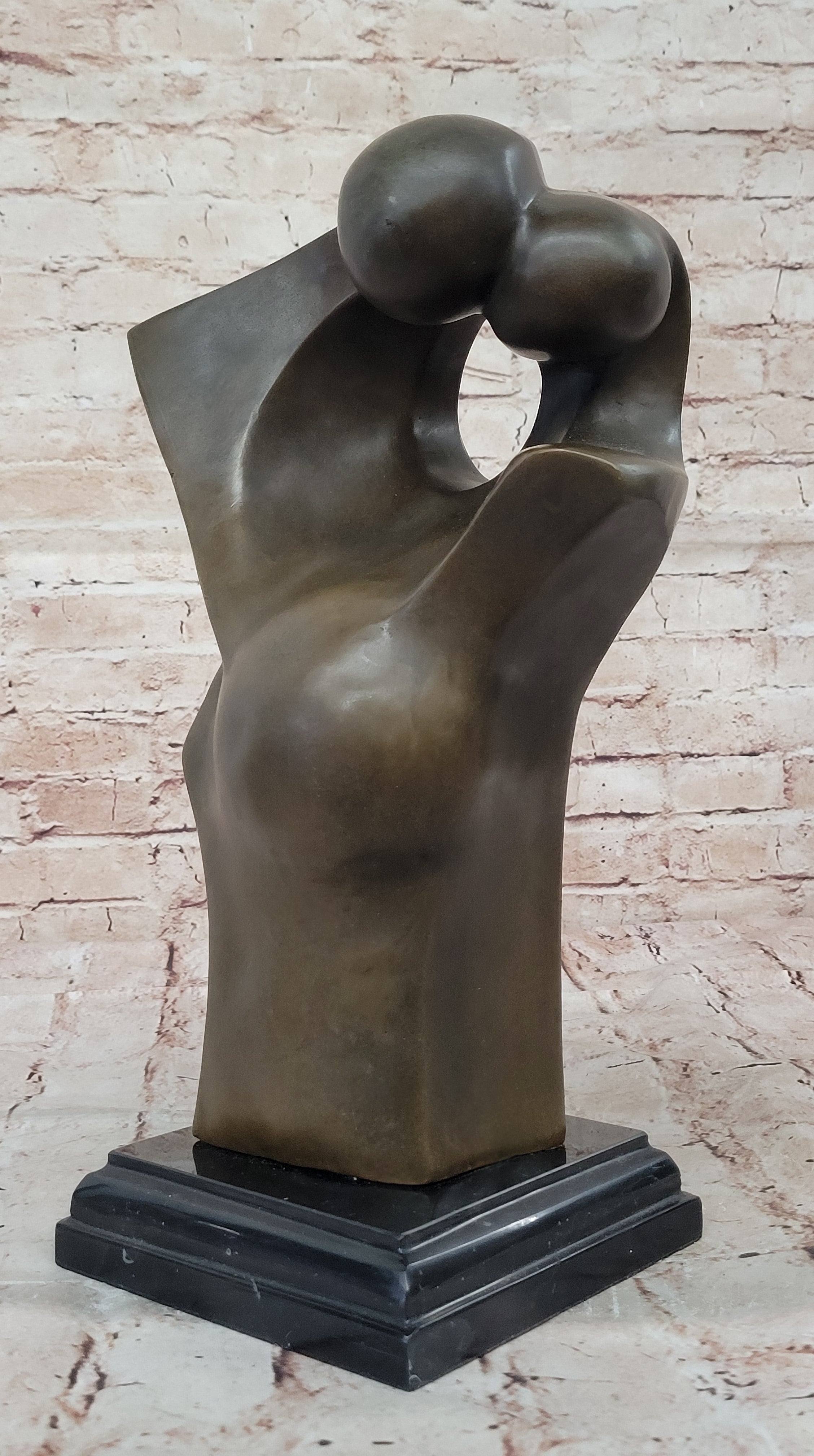 Hot Cast Modern KISS Bronze Sculpture Statue Anniversary Gift by Darvish