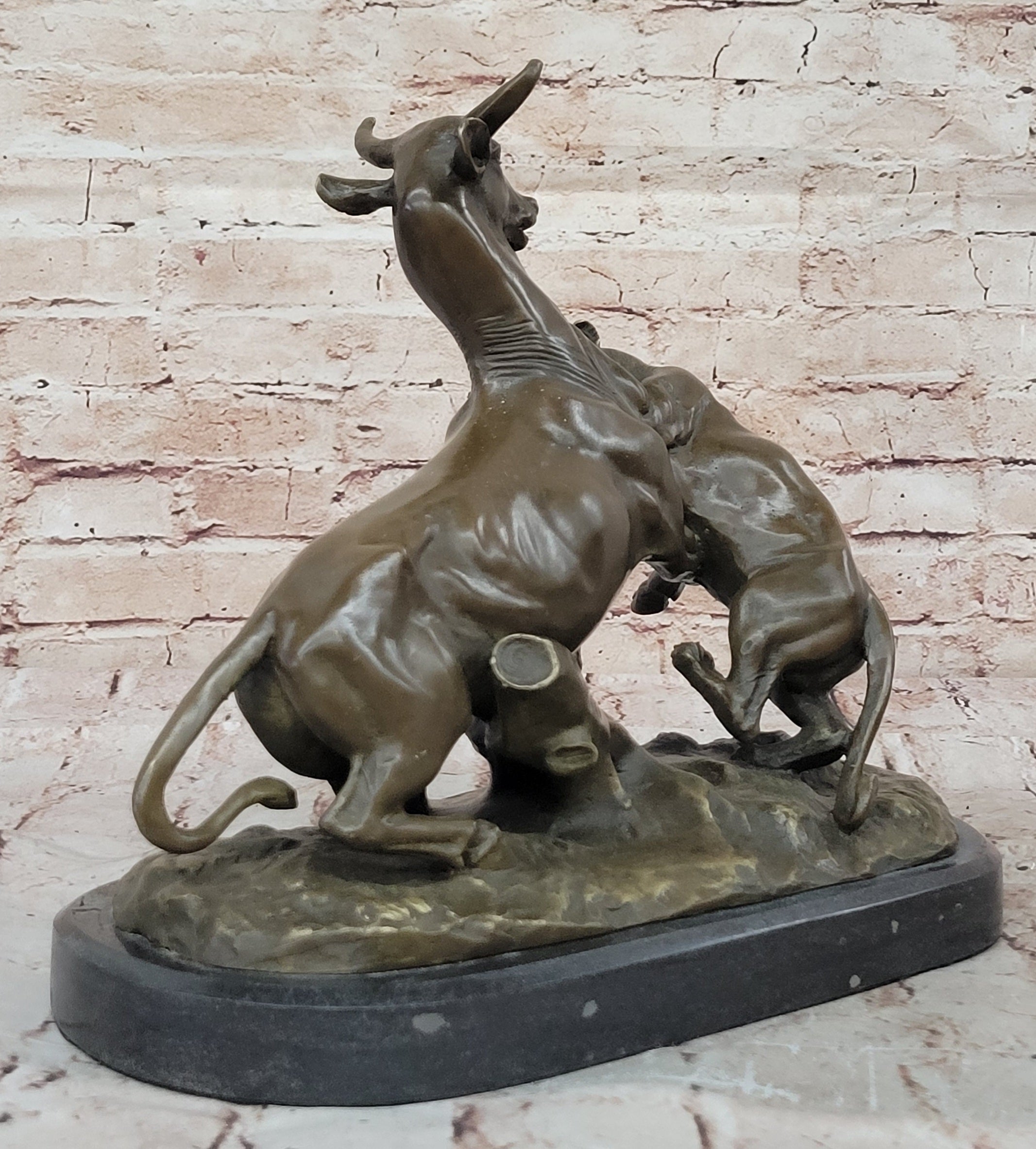 Cast Bronze Figurine " Cougar Attack Gazelle Home Cabin Trophy Decoration Sale