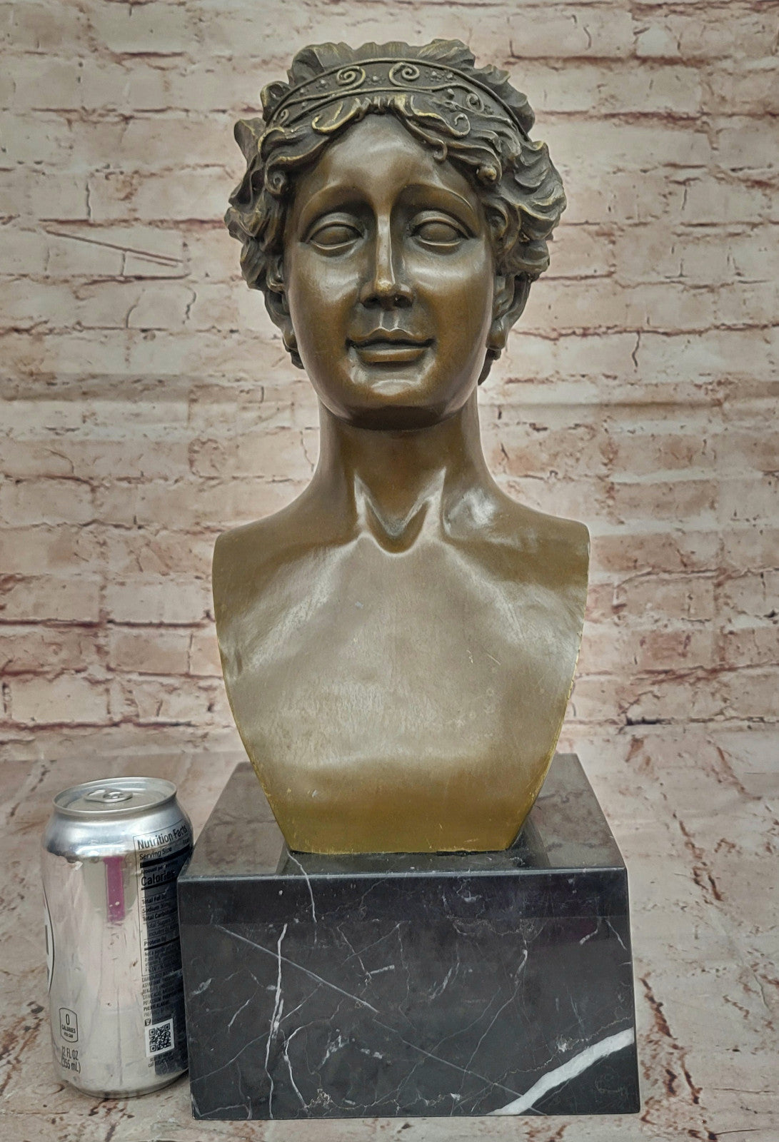 Signed Mavchi Venus Bronze Statue Greek Goddess Love Beauty Collectible Artwork