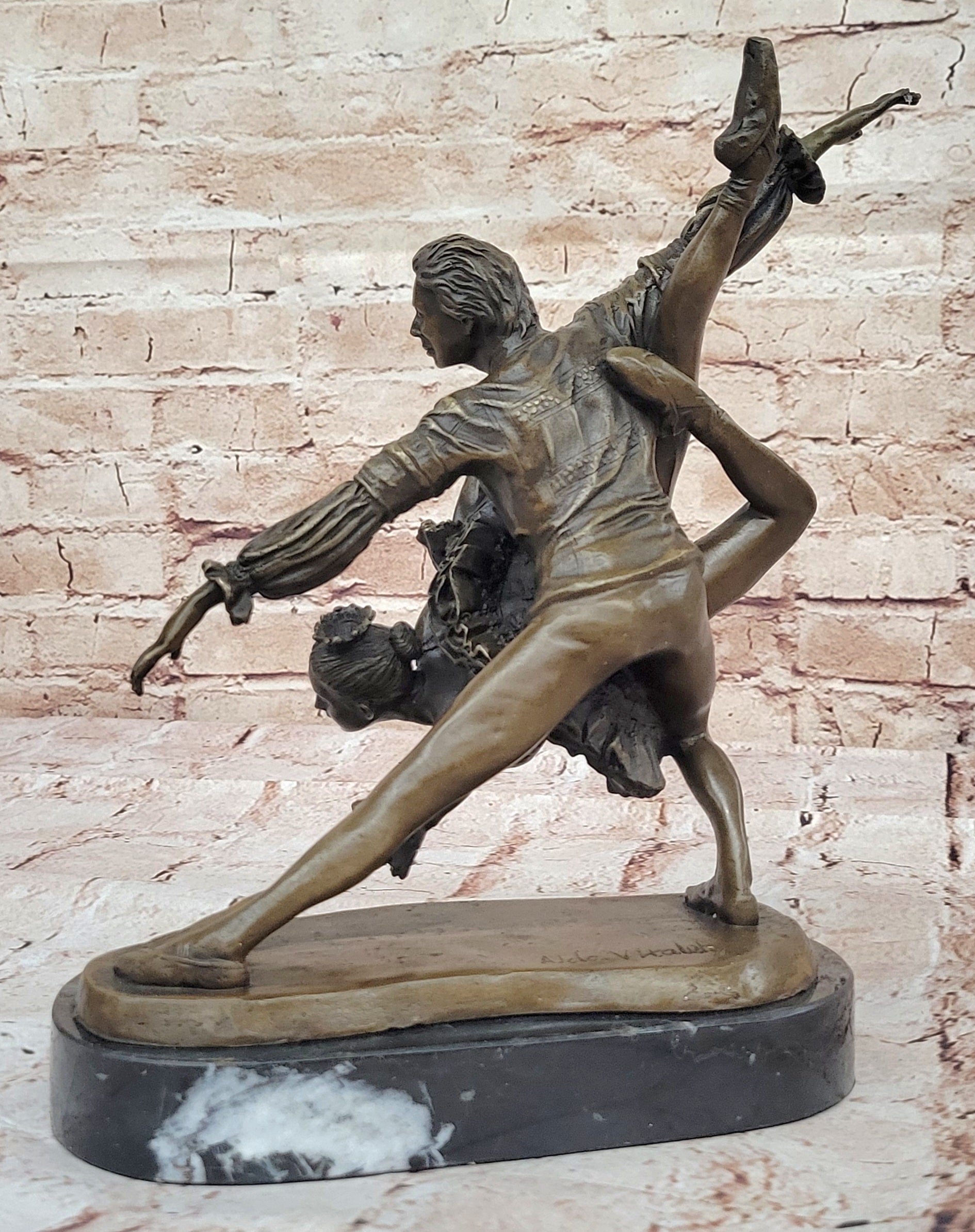 Amazing Original Bronze Sculpture By Aldo Vitaleh. Two Ballet Dancers. Signed. Artwork