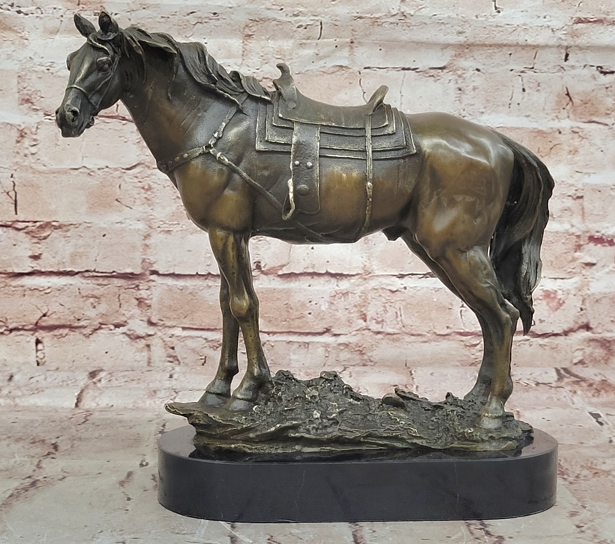 Hand Made Bronze Sculpture Staff Sgt Reckless Horse with saddle Home Decoration