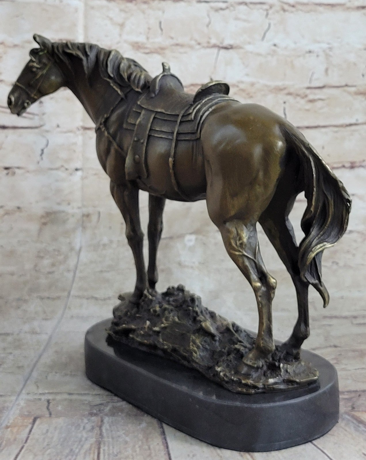 Hand Made Bronze Sculpture Staff Sgt Reckless Horse with saddle Home Decoration