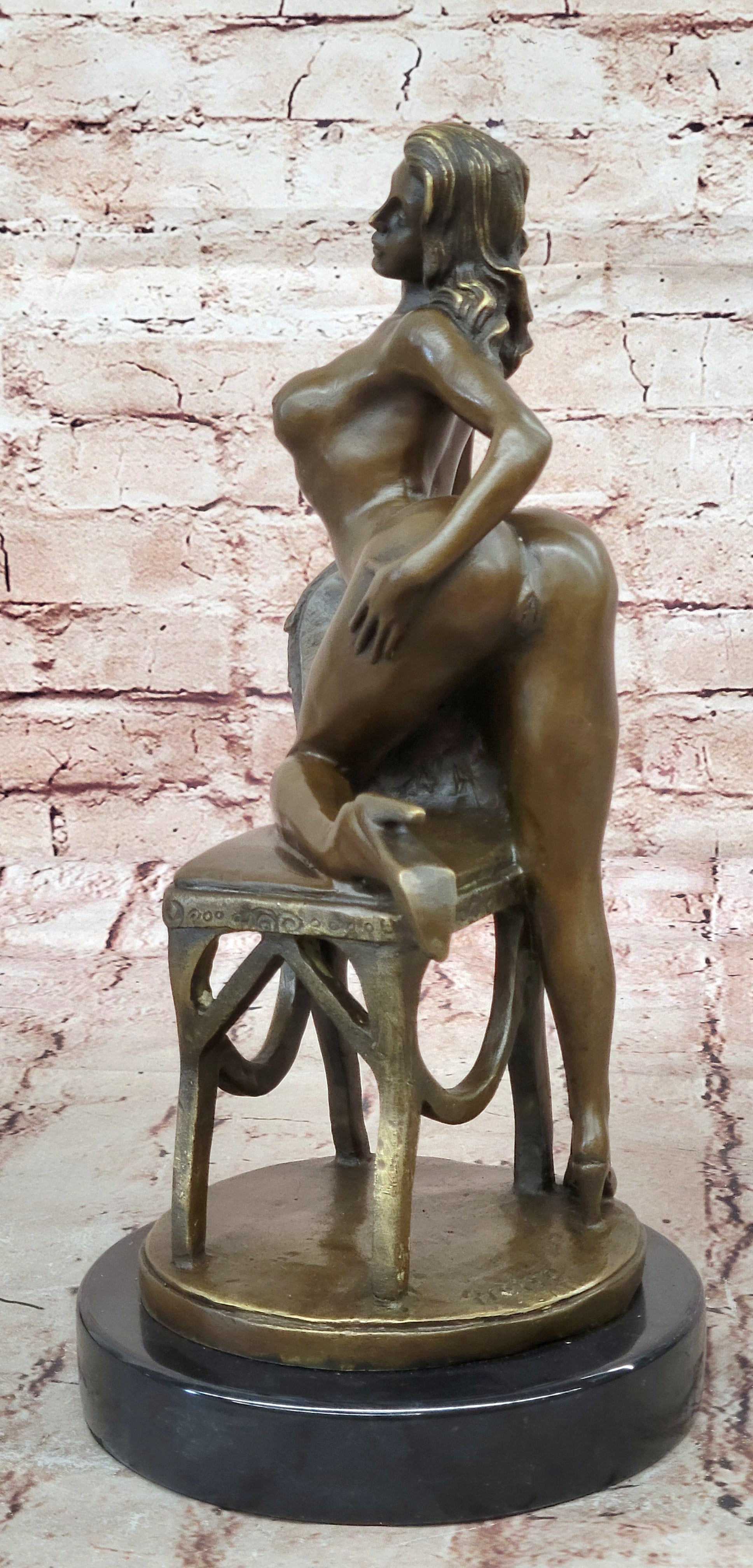 SEXY NUDE GIRL POSING ON CHAIR BRONZE SCULPTURE ART DECO HOTCAST FIGURINE DECOR