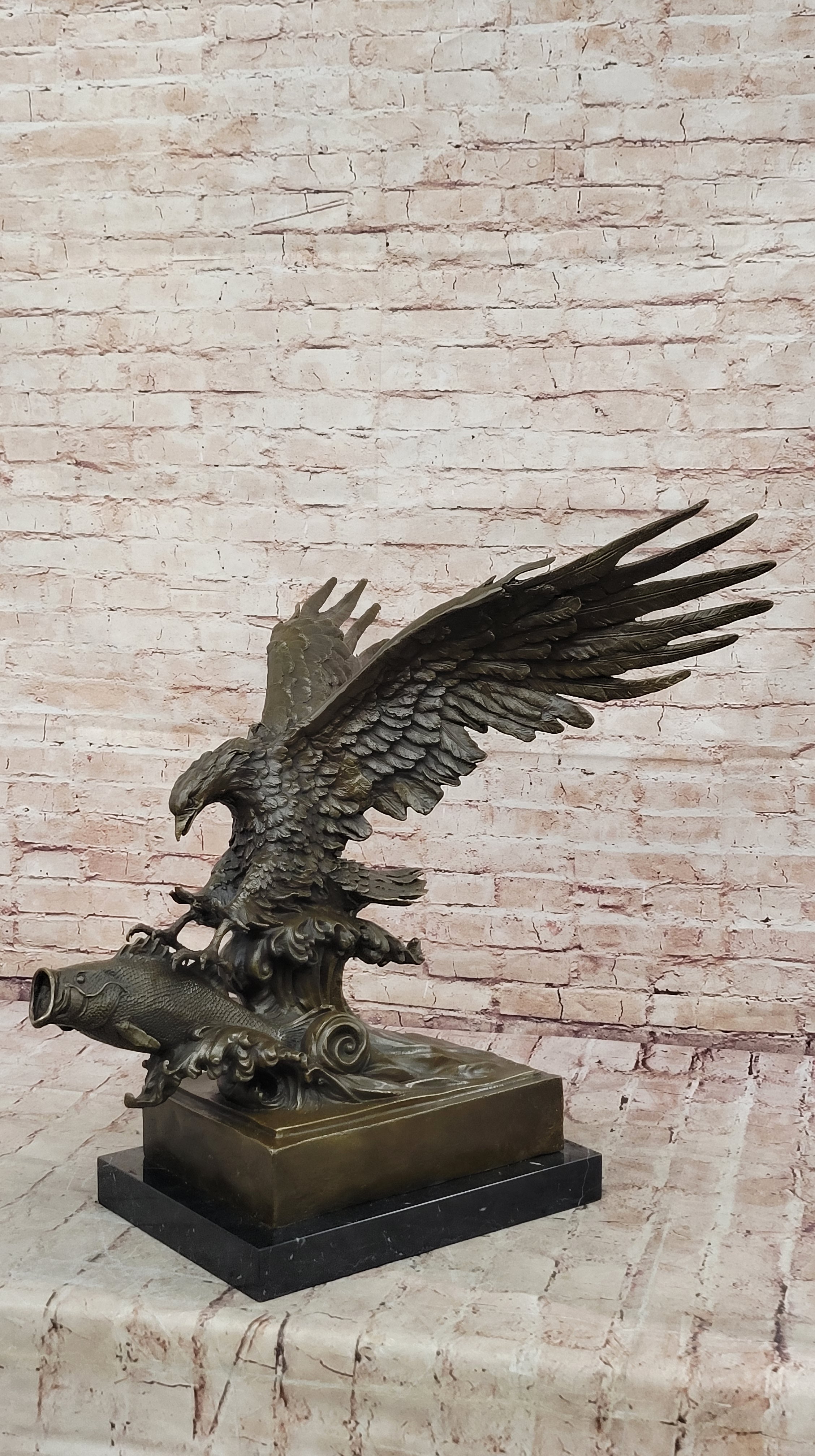 Incredible American Eagle Bronze Sculpture by Milo - Magnificent Wildlife Artwork with Stunning Detail