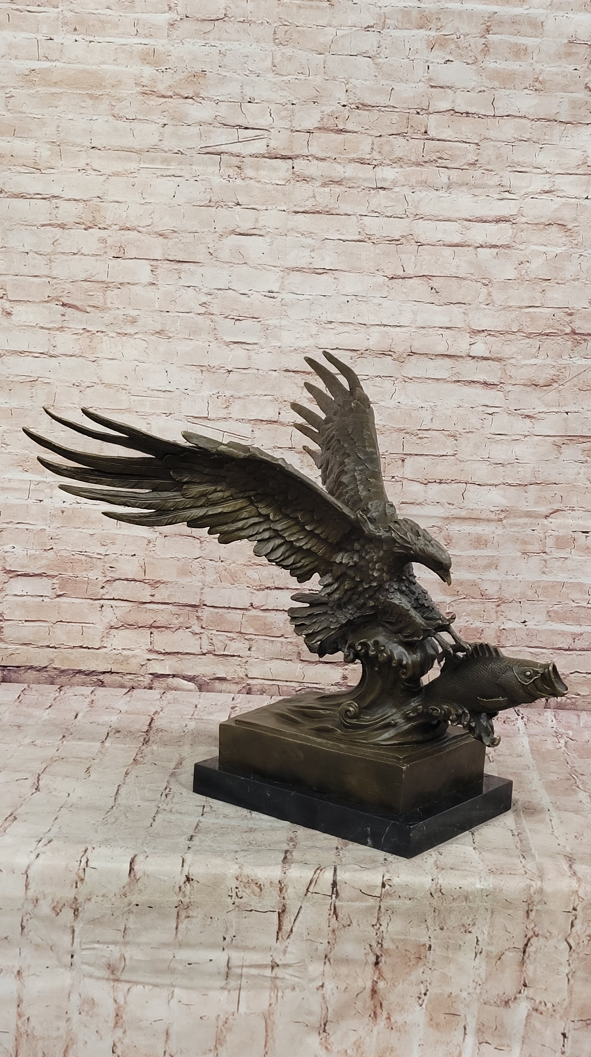 Incredible American Eagle Bronze Sculpture by Milo - Magnificent Wildlife Artwork with Stunning Detail