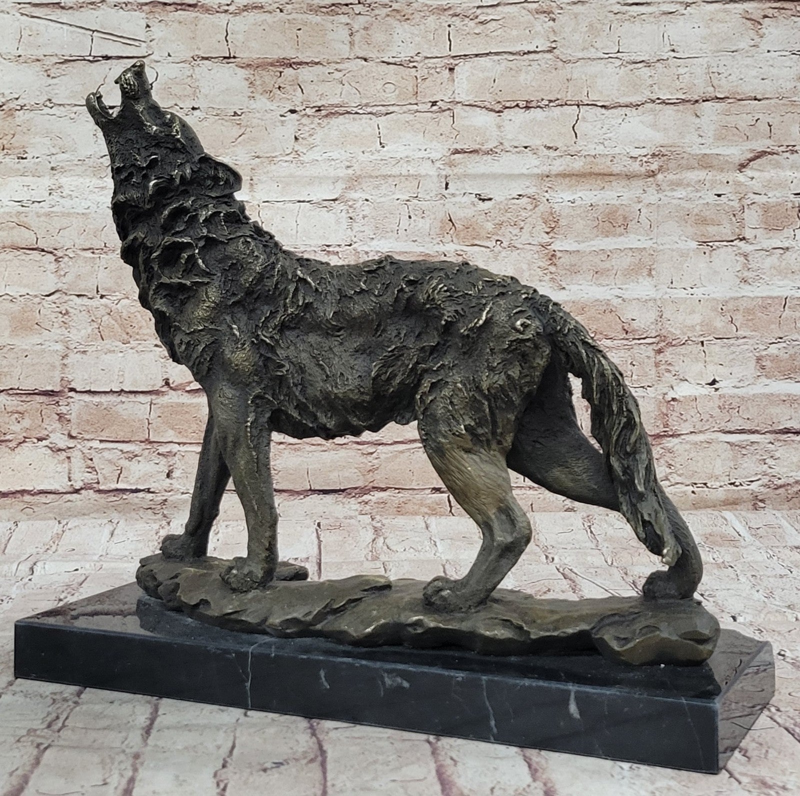 Art Deco Hot Cast "Wolf Howling At The Bronze Sculpture Figurine Statue Deal