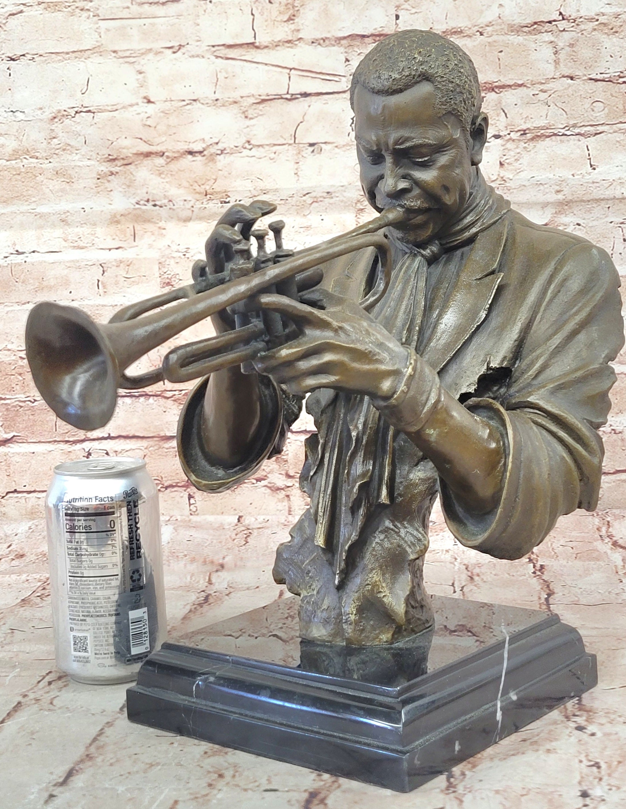 Art Deco/Nouvea Hot Cast Male Trumpet Player Collectible Bronze Jazz Sculpture