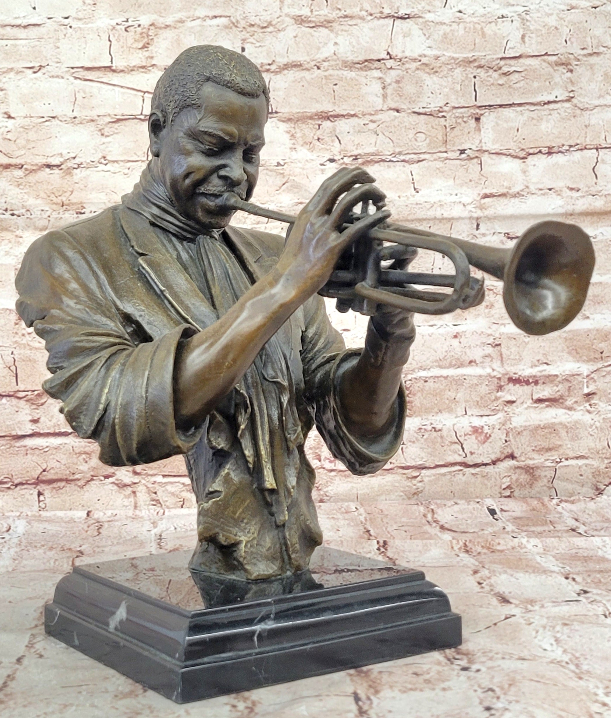 Art Deco/Nouvea Hot Cast Male Trumpet Player Collectible Bronze Jazz Sculpture