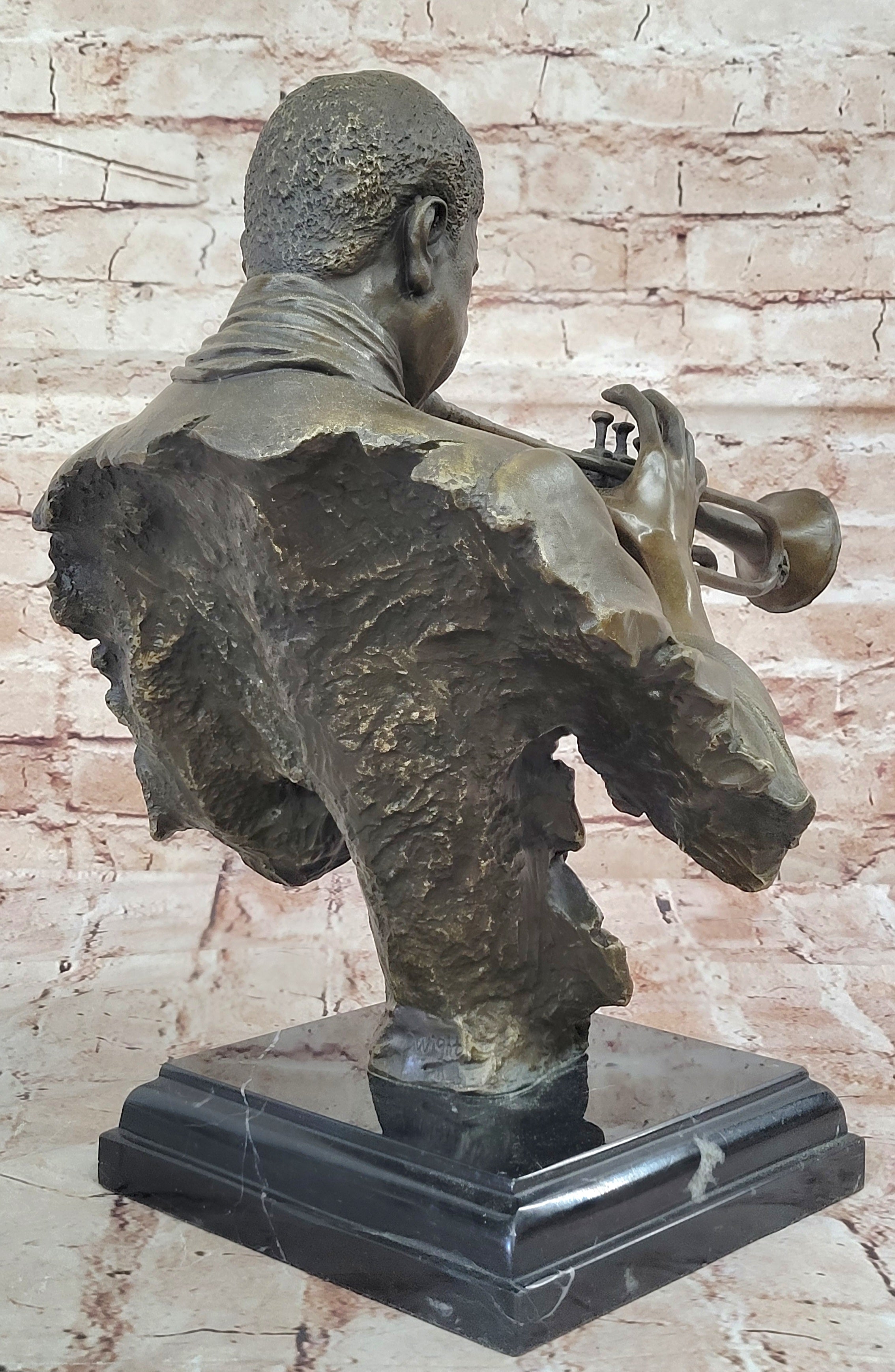 Art Deco/Nouvea Hot Cast Male Trumpet Player Collectible Bronze Jazz Sculpture