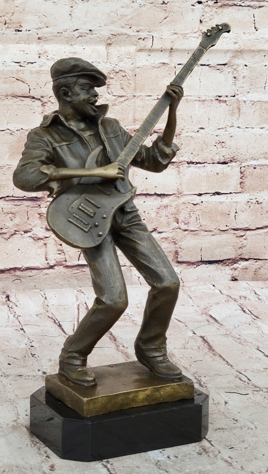 Jimmy Hendrix Playing Guitar Music Memorabilia Art Collector Bronze Sculpture