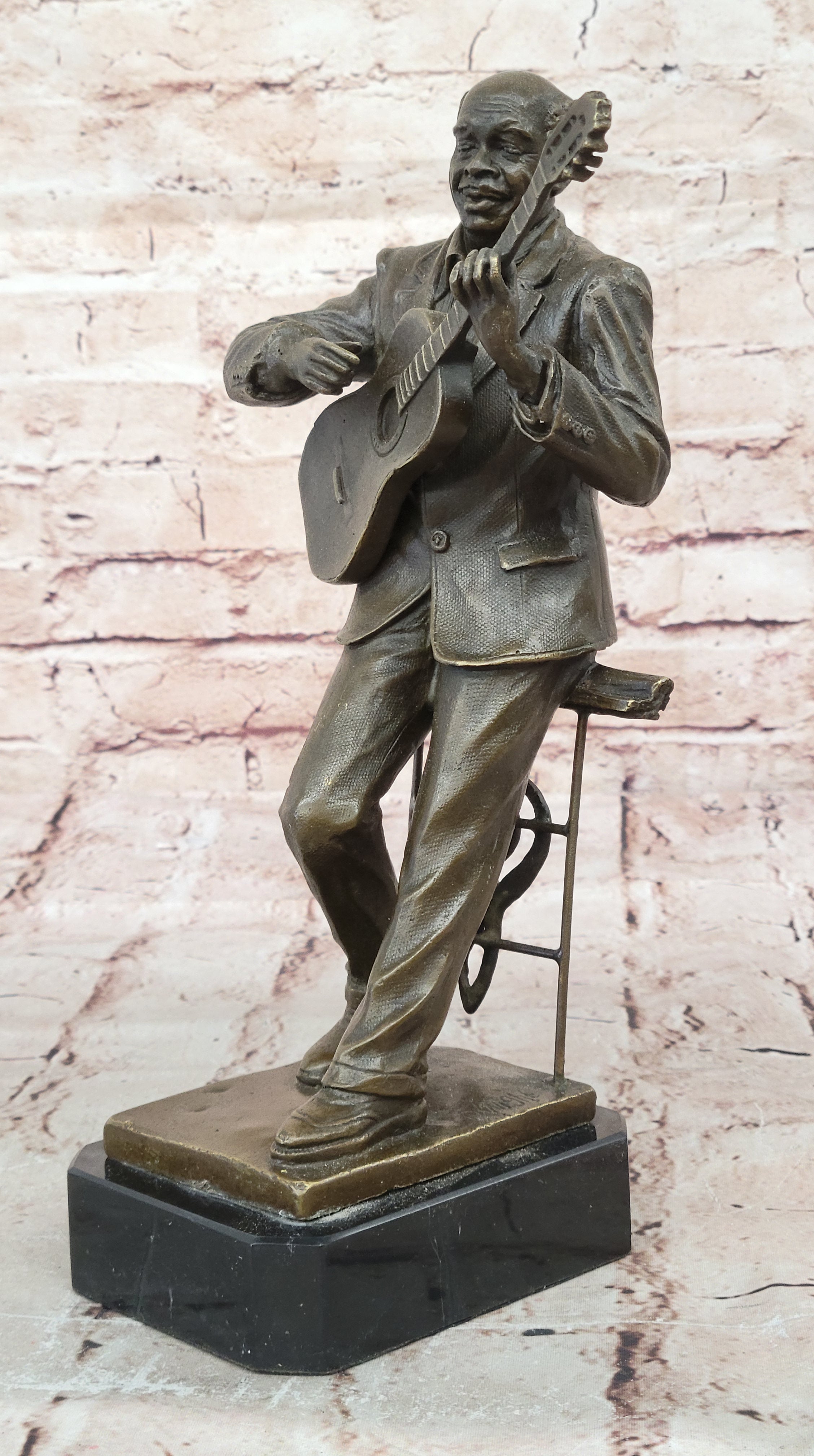 Bronze Musician Guitar Player Music Trophy Hot Cast Home Office Decoration Sale