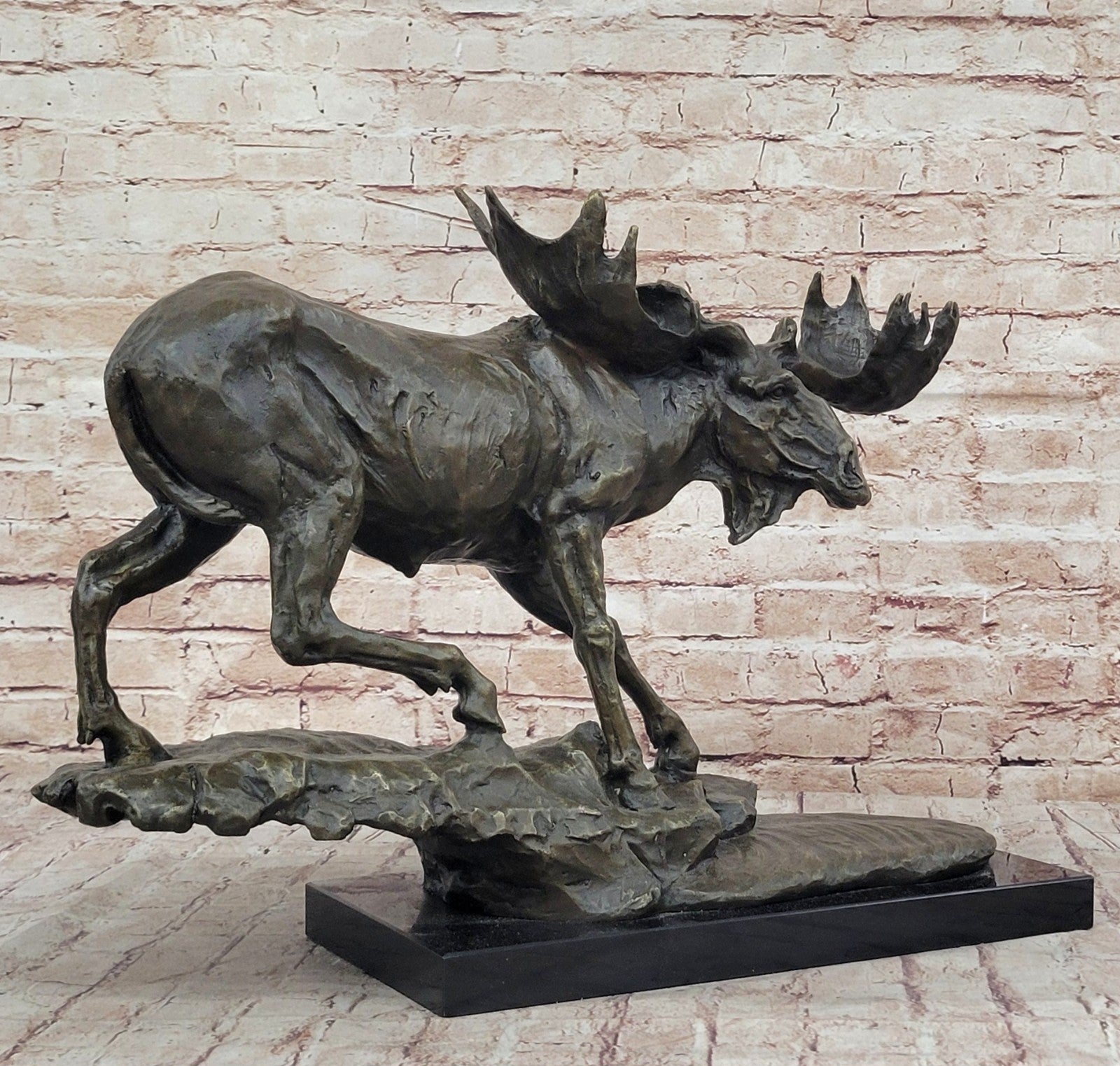 Hand Made Extra Large Moose Wildlife Animal Bronze Sculpture Home Office Decor