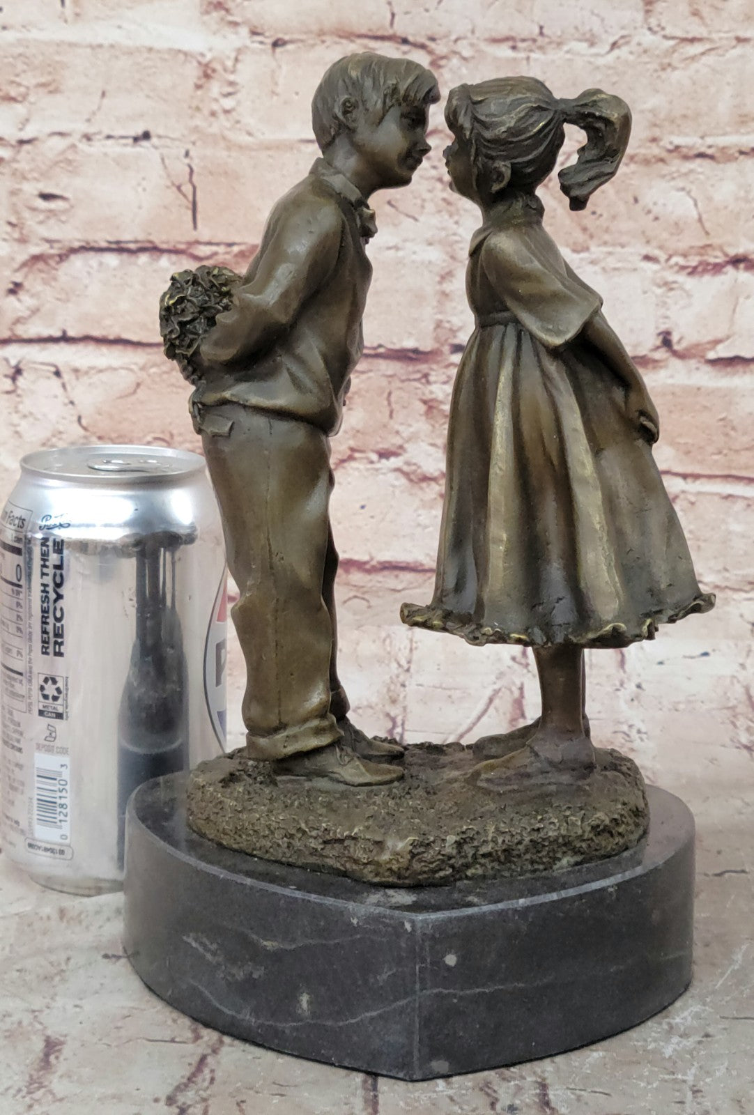 Bronze Sculpture Children Figurine Boy and Girl Kissing Hot Cast Statue Home Art