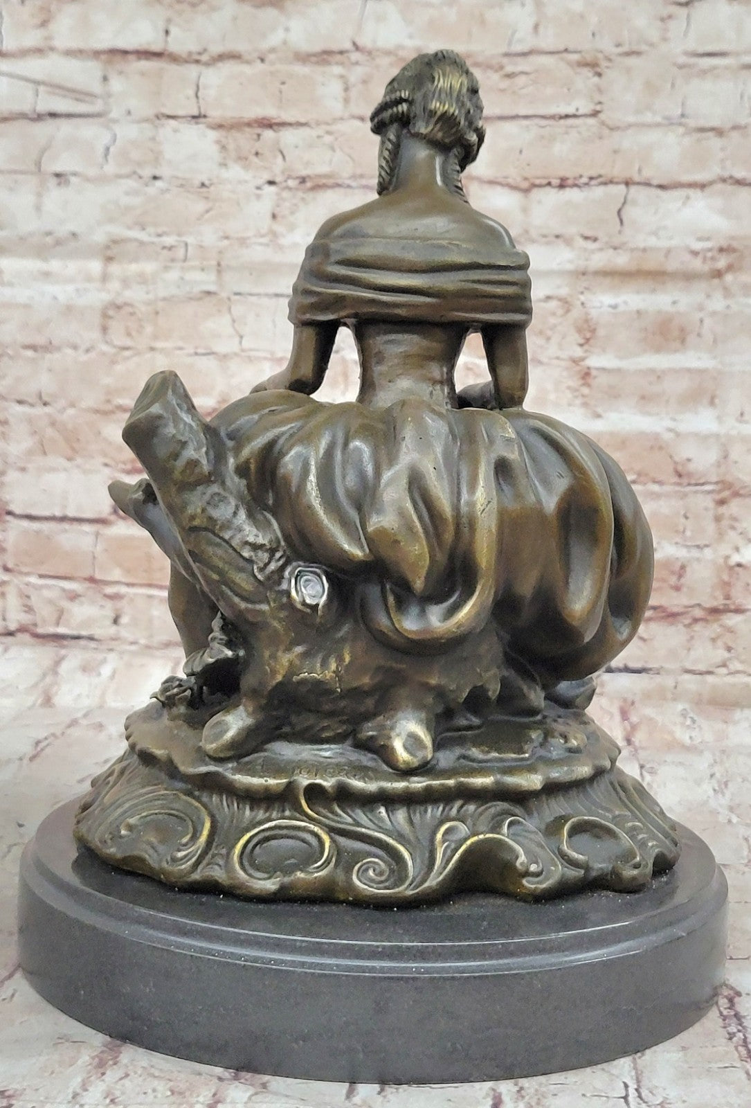 Classical lady Sits with dog bronze sculptures Chinese Foo dogs Animal Statues
