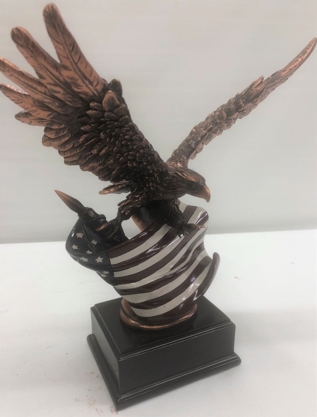 Museum Quality Classic Artwork Animal Bird Flying Eagle Bronze Cover Statue Decor