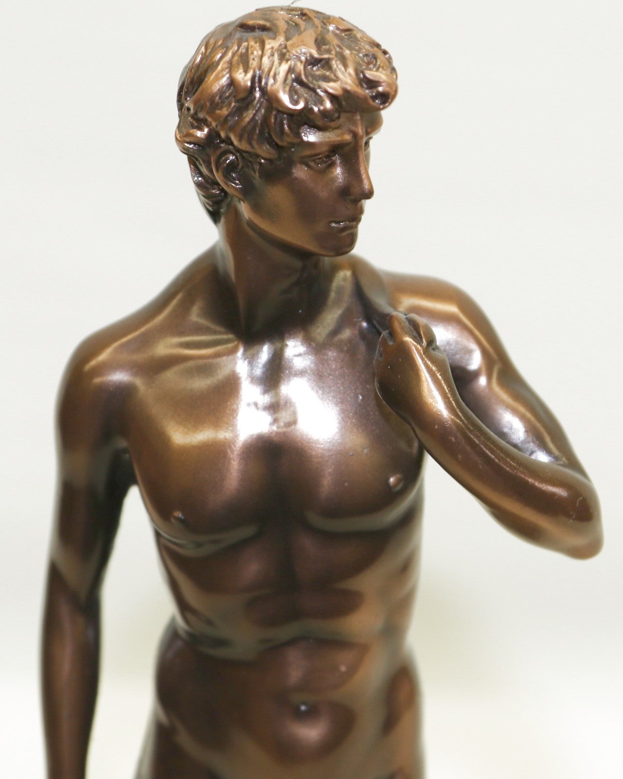 David By artist Michelangelo (1475-1564), in the Galleria dell` Academia, Florence