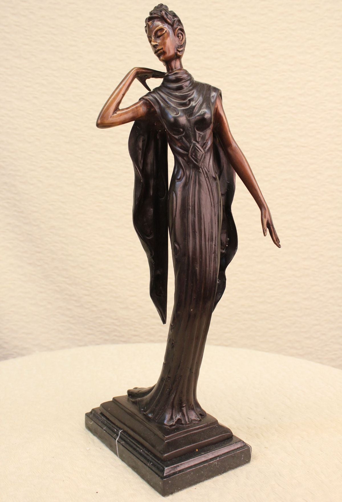 Handcrafted Genuine Bronze sculpture Hot Cast Dancer Home Office Decoration