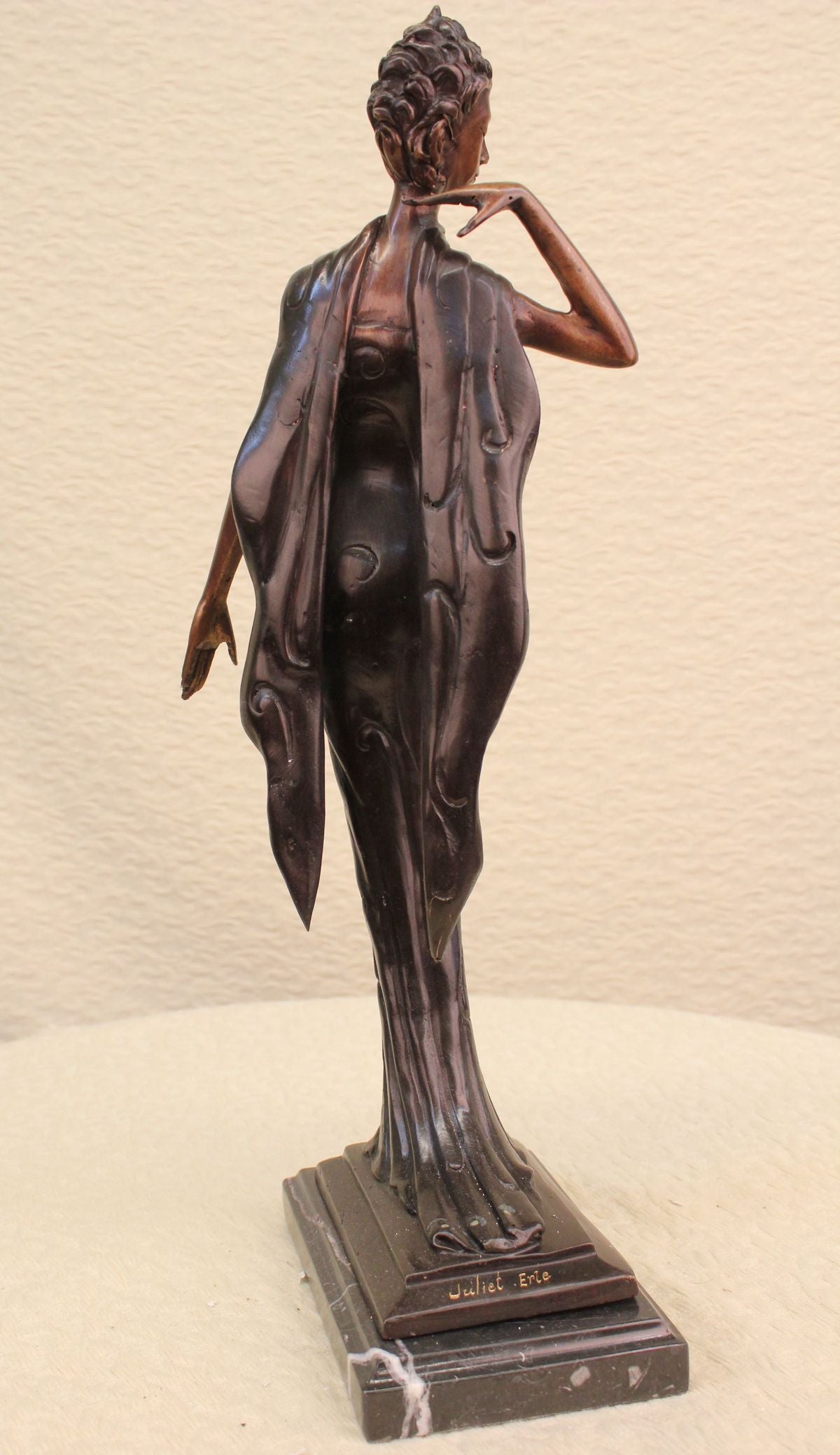 Handcrafted Genuine Bronze sculpture Hot Cast Dancer Home Office Decoration