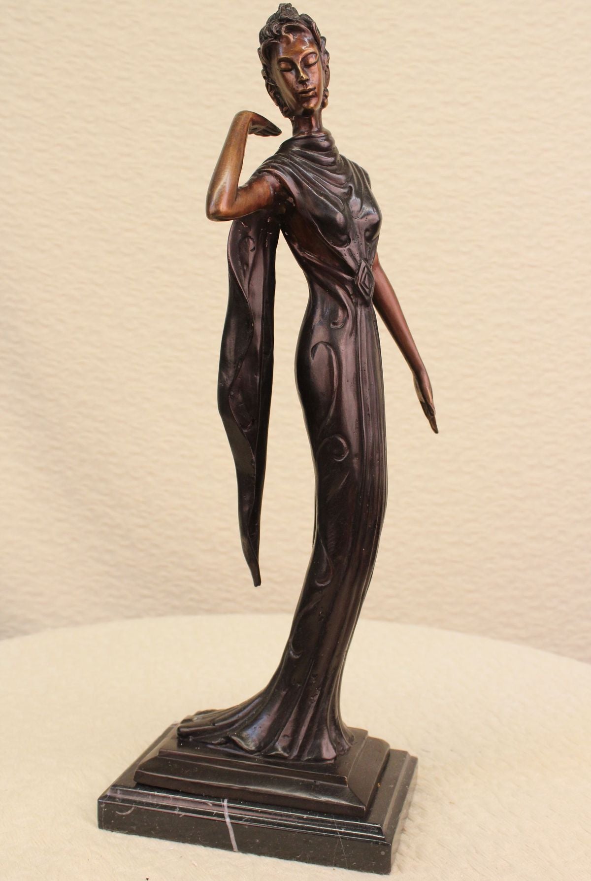 Handcrafted Genuine Bronze sculpture Hot Cast Dancer Home Office Decoration