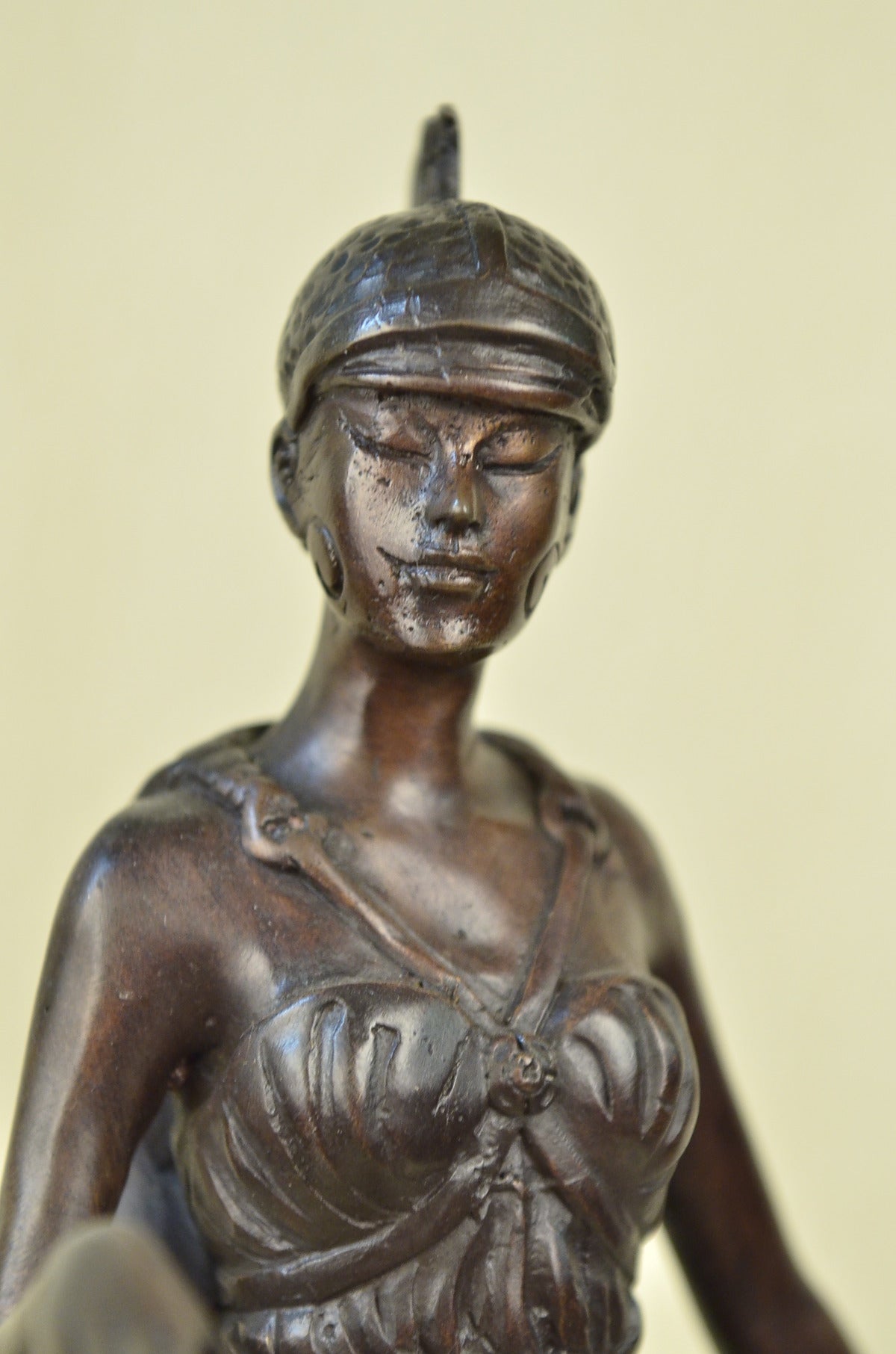 Details about Handcrafted bronze sculpture SALE Bas Marble Lady Knight Woman W