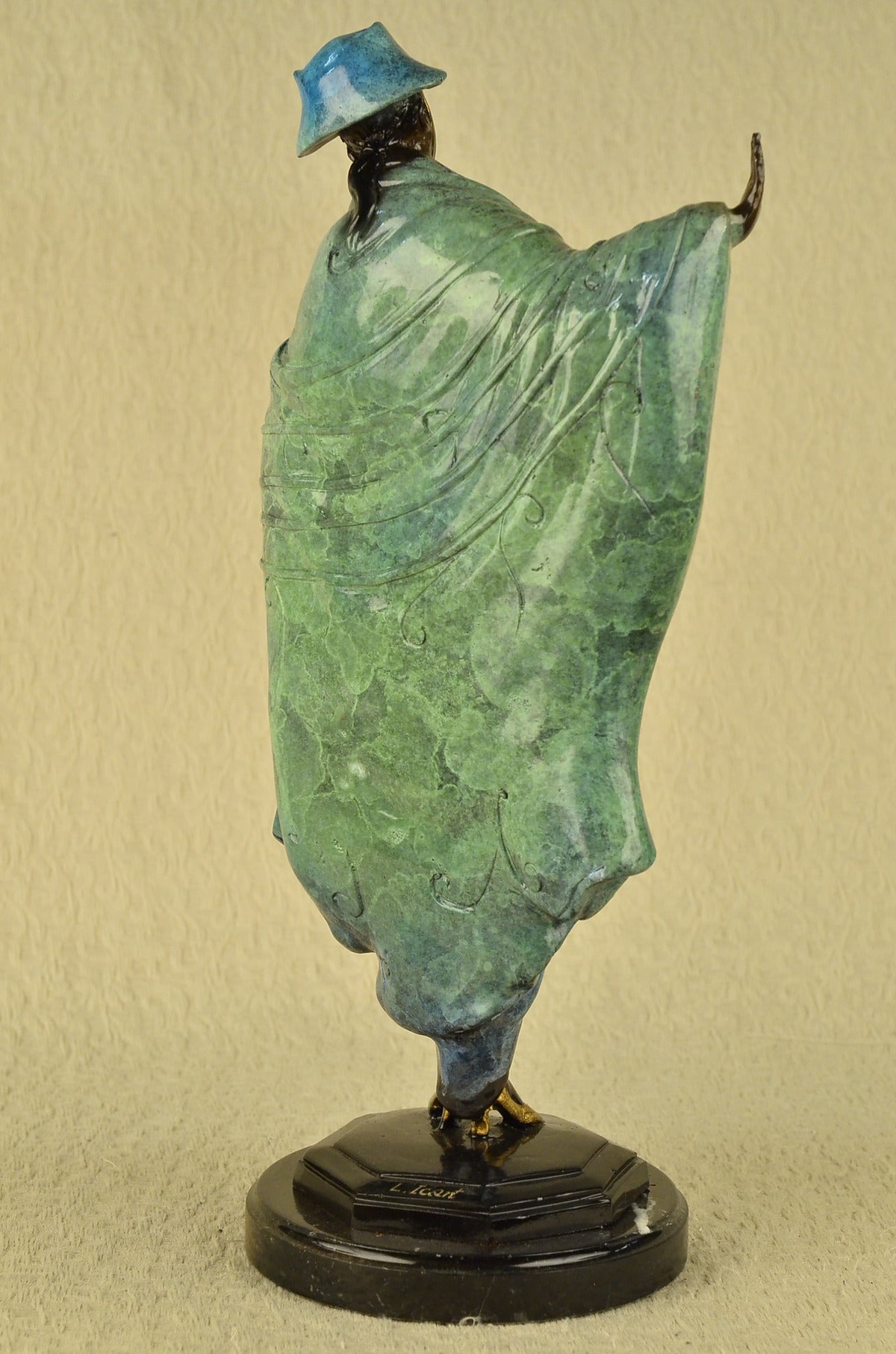 Handcrafted bronze sculpture SALE Class High Style Japanese Rare Patina Special