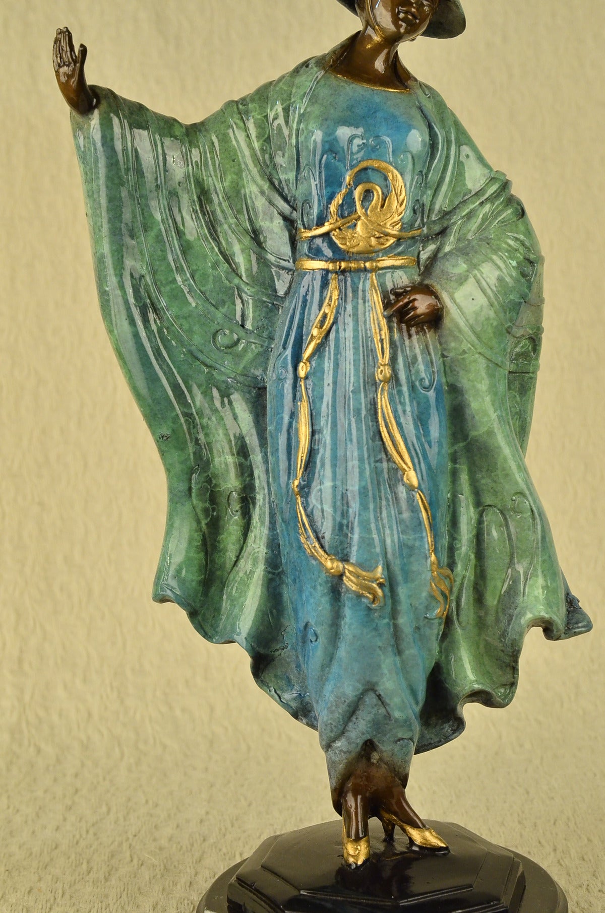 Handcrafted bronze sculpture SALE Class High Style Japanese Rare Patina Special