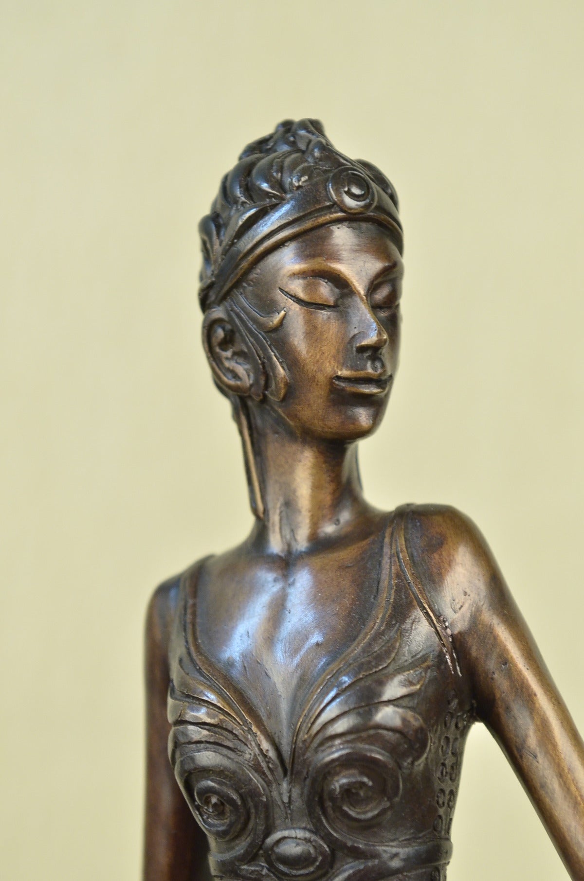 100% Solid Bronze Sculpture Art Deco/Nouveau Gorgeous Woman Lost Wax Method