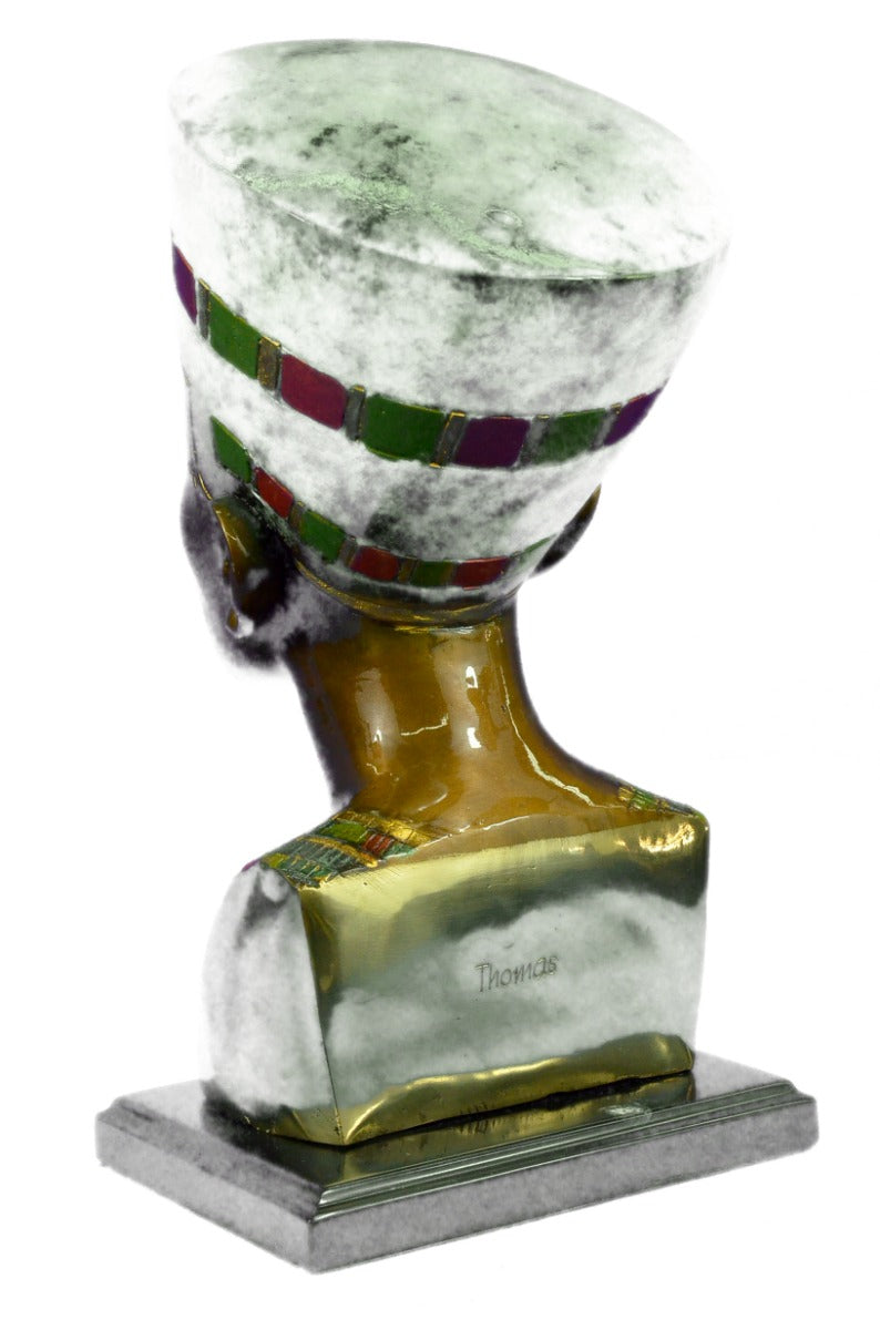 Handcrafted Bronze Sculpture – Sale on Women’s Beauty Royal Nefertiti Queen Art