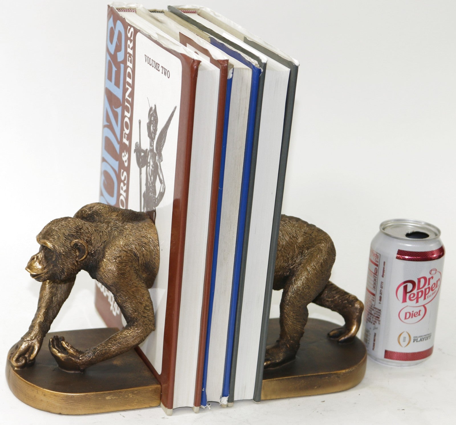 London Ornament Pair Gorilla Bookends Animal Statue Polyresin Hand Made Artwork
