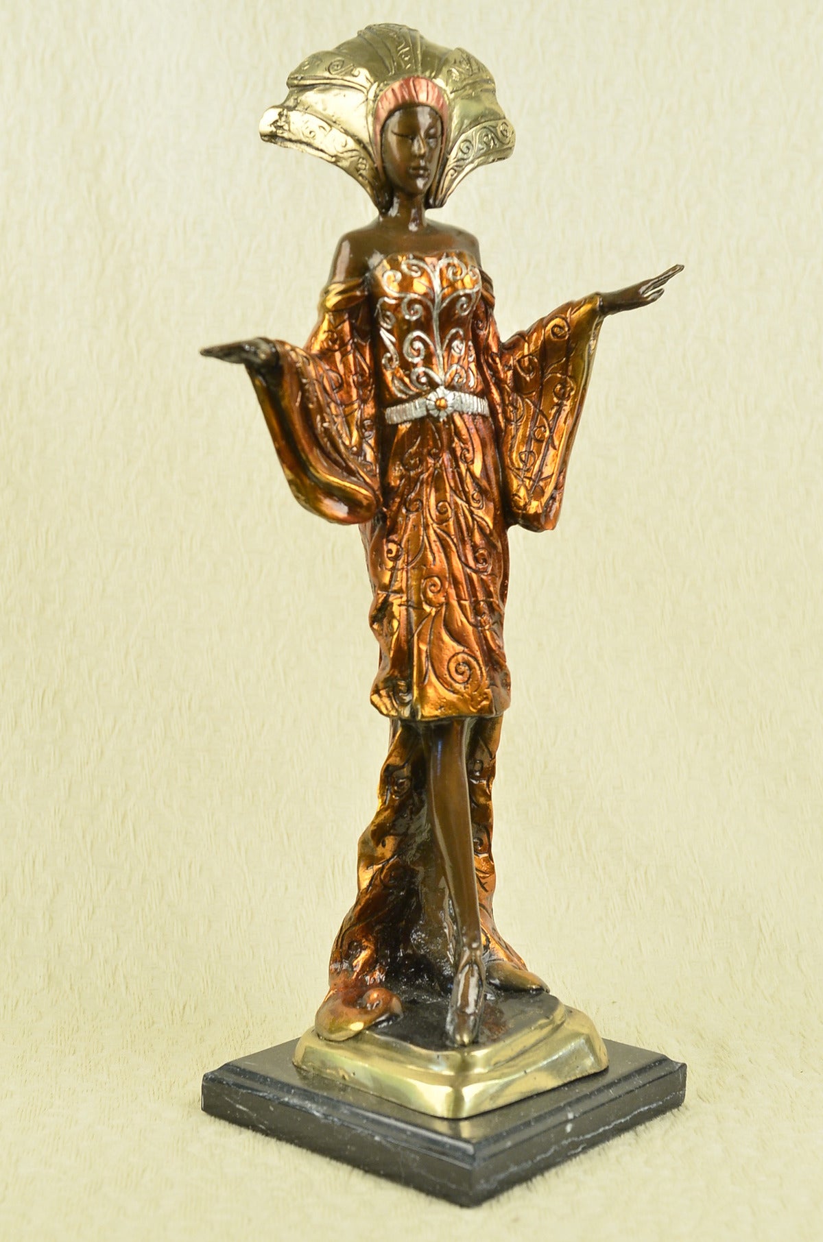 Handcrafted bronze sculpture SALE Base Marble Deco Art Princess" Indian Poising