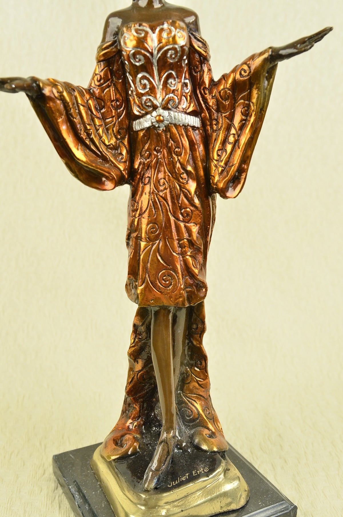 Handcrafted bronze sculpture SALE Base Marble Deco Art Princess" Indian Poising