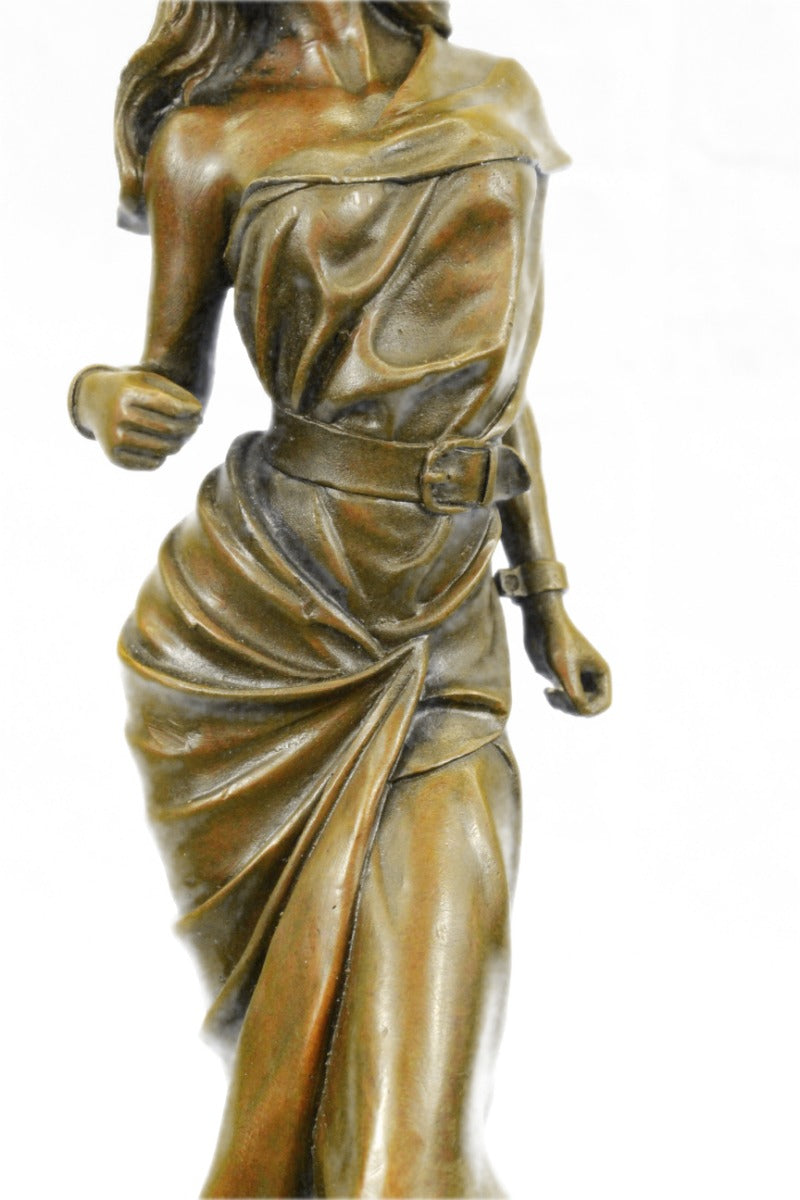 Handcrafted bronze sculpture SALE Girl American Native Mirval Sign Hot Cast De