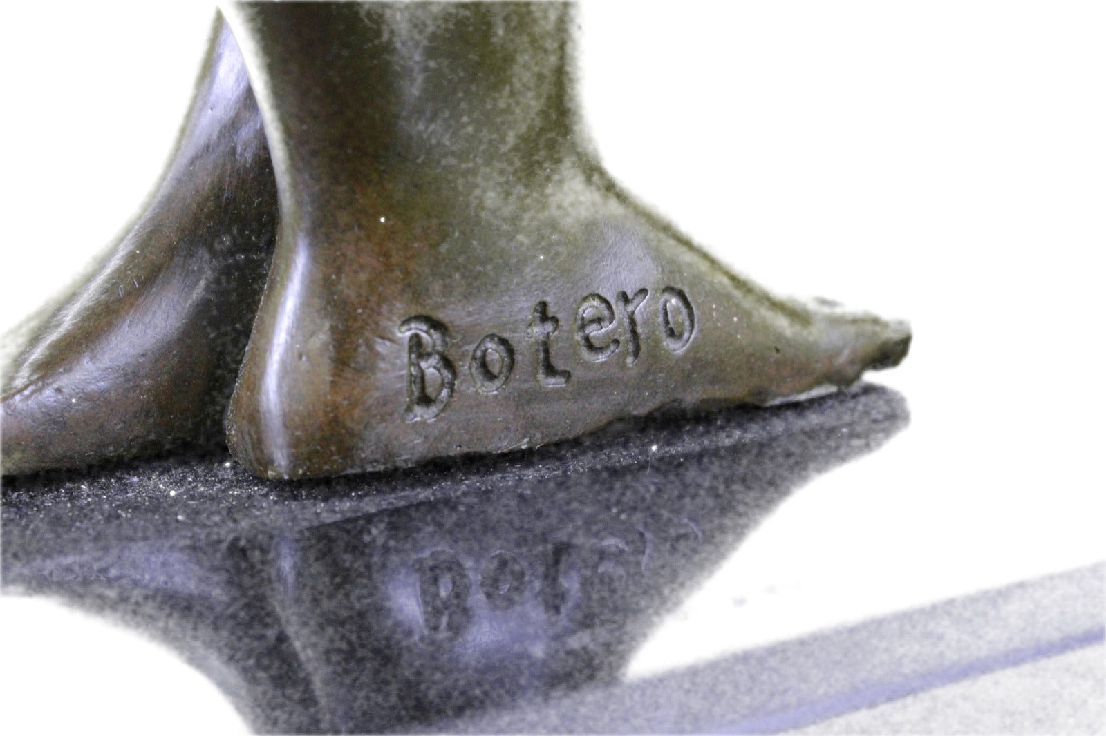 Handcrafted Bronze Sculpture – Dancing Couple Abstract Art – Modern Botero Style | SALE