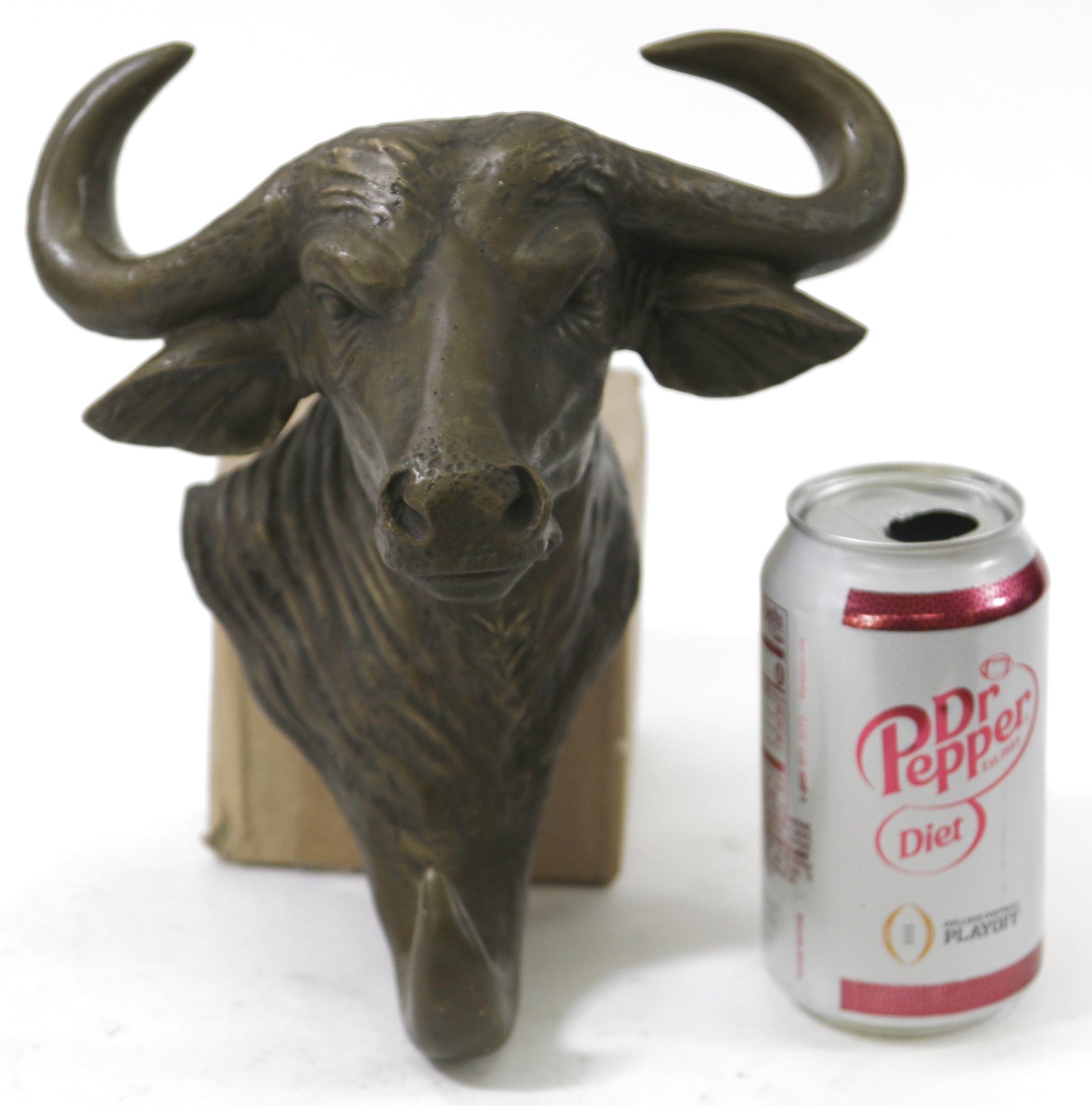 WALL MOUNT BRONZE BULL HEAD , MIGUEL LOPEZ SIGNED . DETAILED SCULPTURE FIGURINE FIGURE