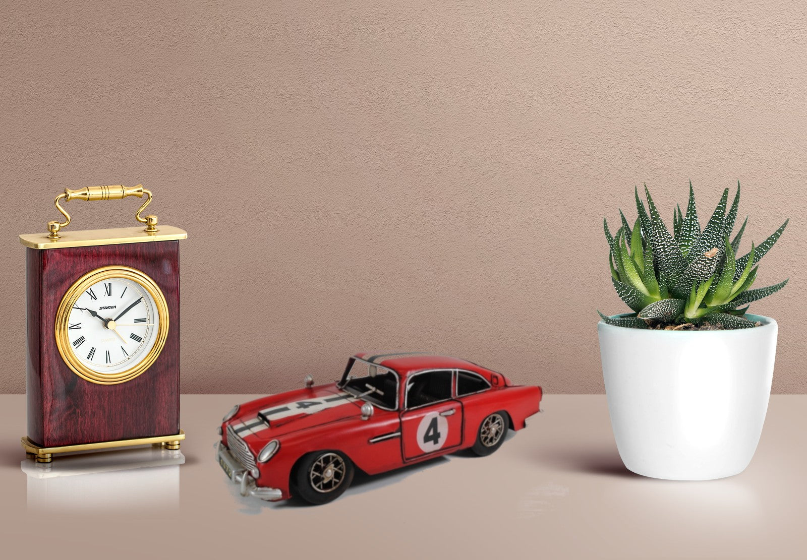 1963 Aston Martin DB5 James Bond`s Metal Toy Car Scale Model 13" Auto Decor