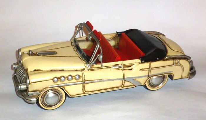 Diecast Model Buick Roadmaster Convertible Classic Vintage Car Collectible Sale