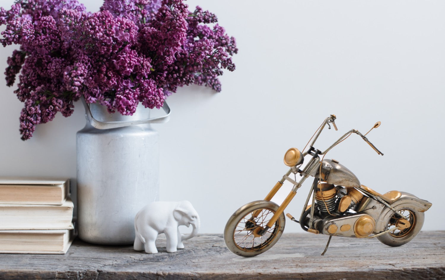 Handmade-Tin-Metal-Motorcycle-Model-1942-Indian Harley Motorcycles Gift Vintage