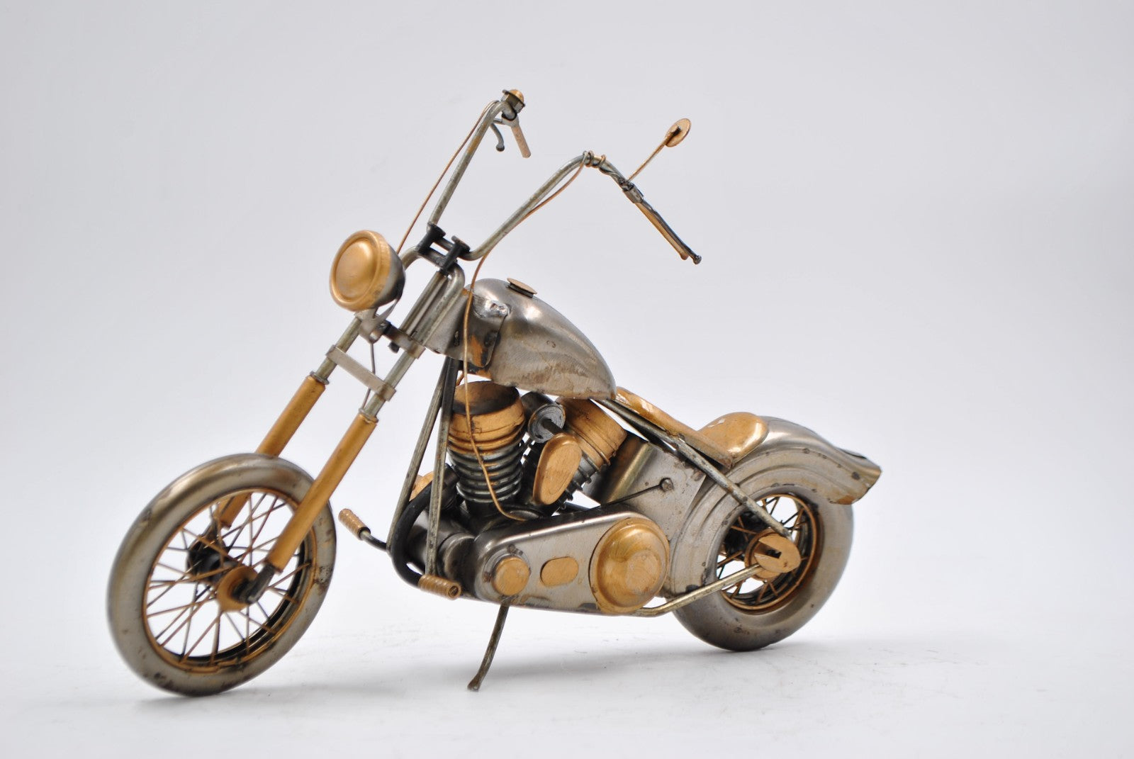 Handmade-Tin-Metal-Motorcycle-Model-1942-Indian Harley Motorcycles Gift Vintage