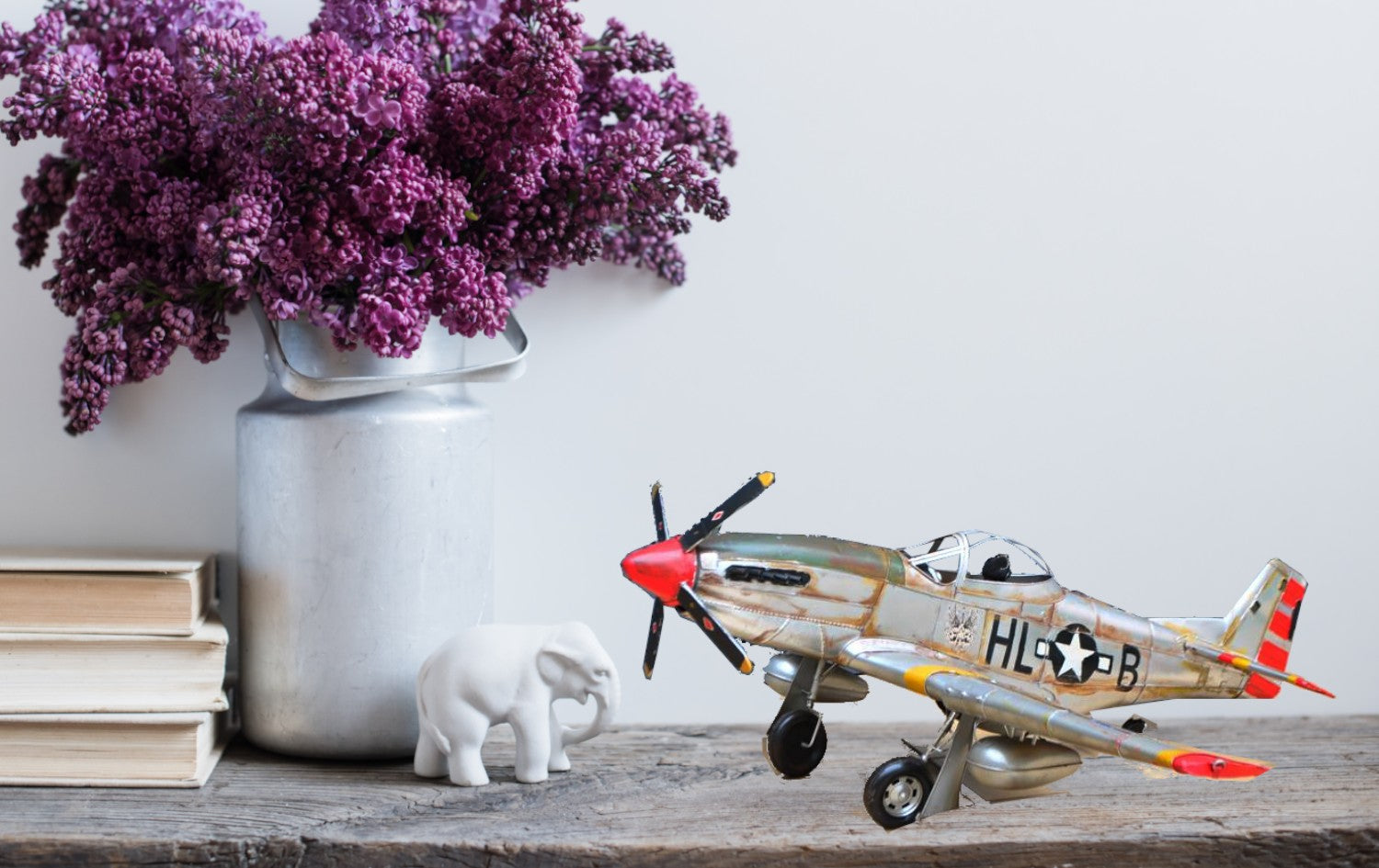 Grey Mustang 41" Long an American long-range single-seat fighter Plane Figurine