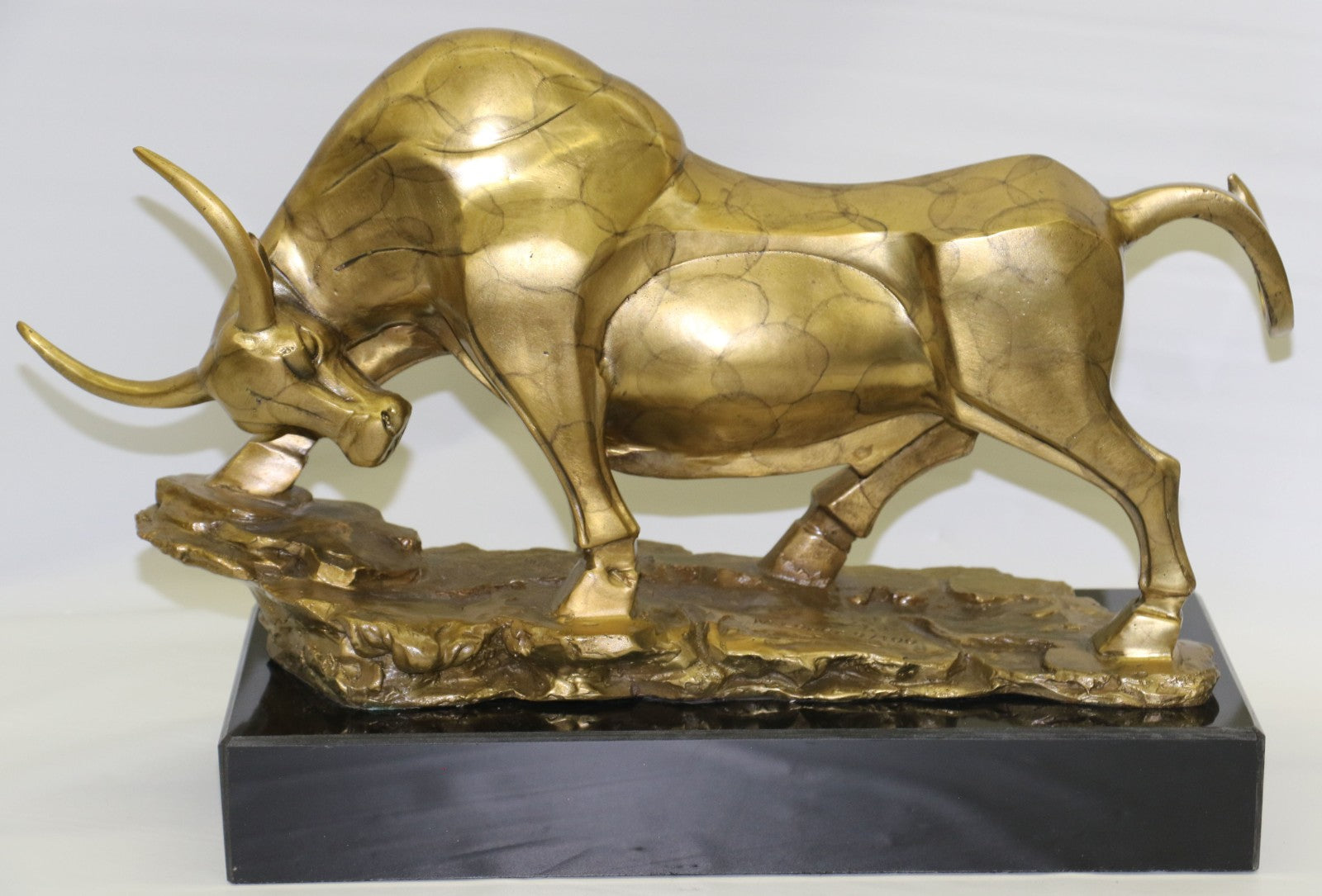 LTD EDT Bronze Coffee Wall Street Bull Market Stock OX Figure Statue Figurine