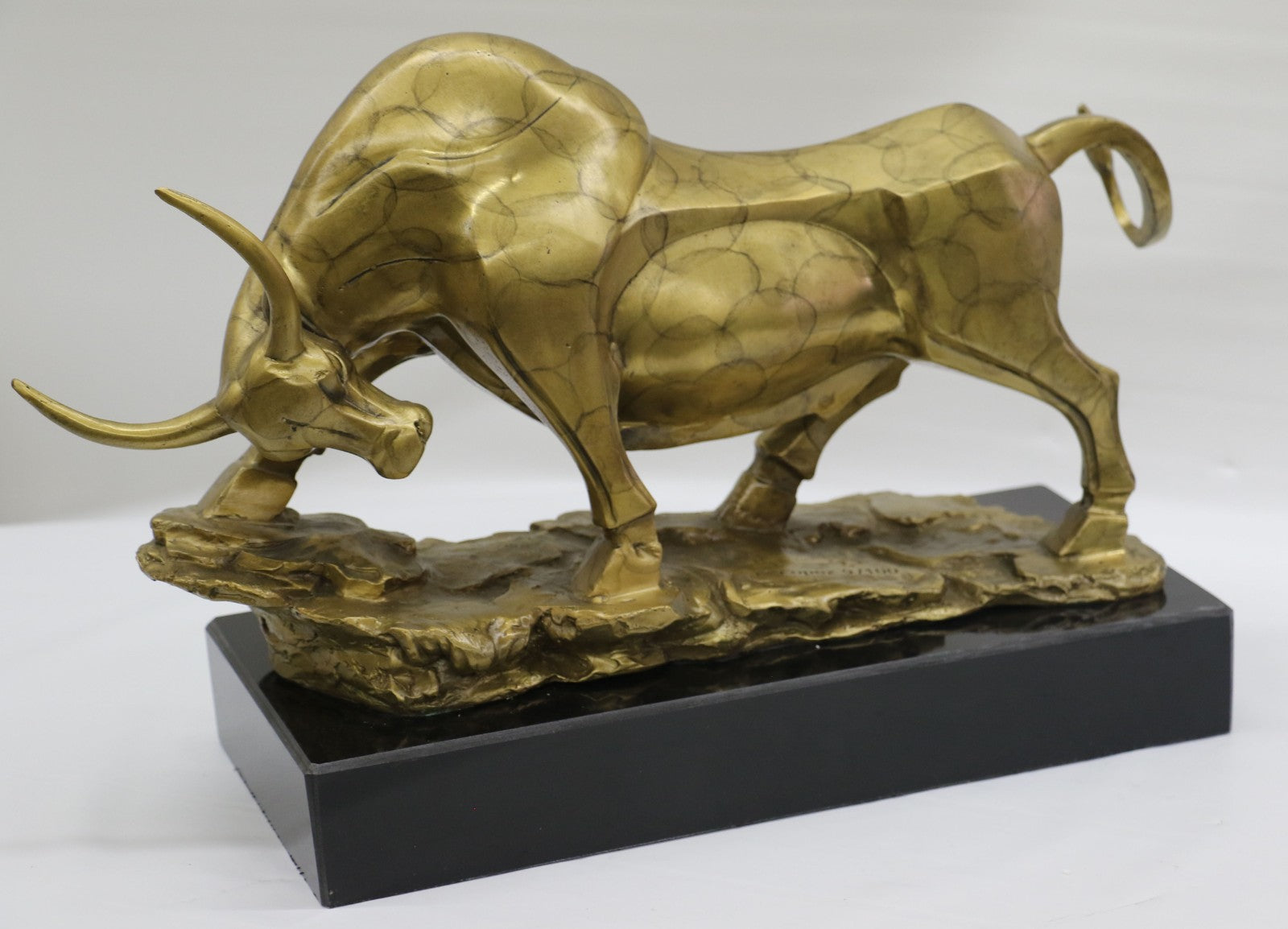 LTD EDT Bronze Coffee Wall Street Bull Market Stock OX Figure Statue Figurine