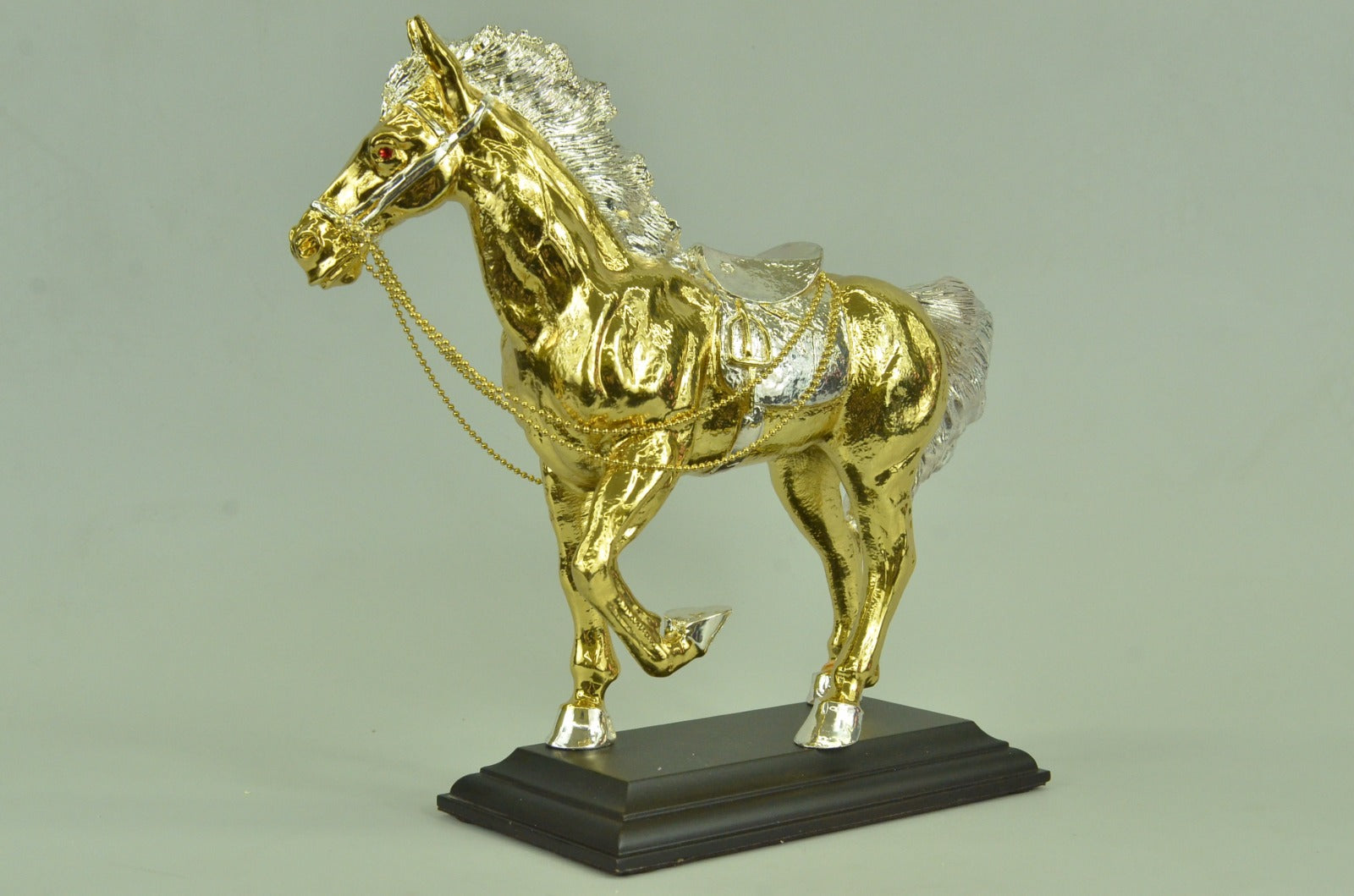 Thoroughbred Horse Kentucky Derby Triple Crown Racing Fan Art Gift Bronze Statue