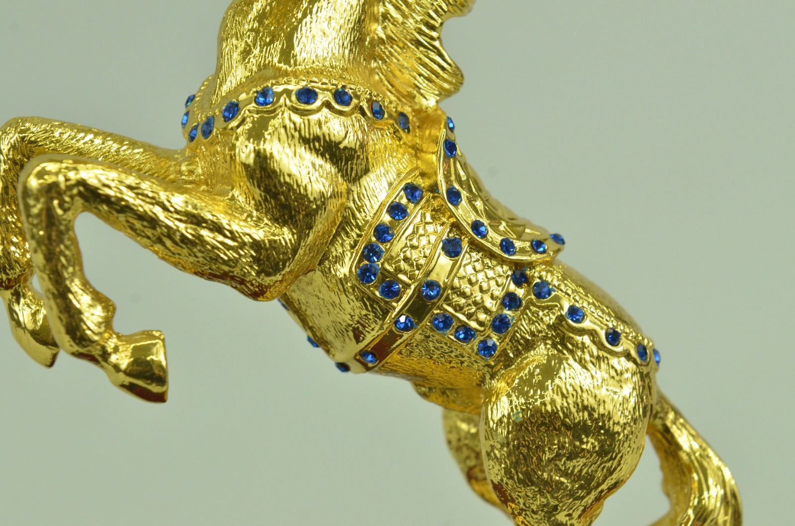 Hand Made Wild Horse Trophy Award 24K Gold Bronze Figurine Figure