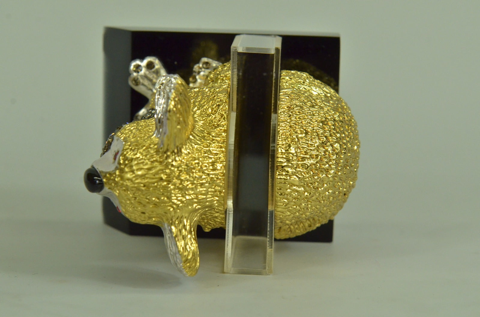 Hot Cast Small Bear Business Card Holder 24K Gold Bronze with Ruby Statue Decor