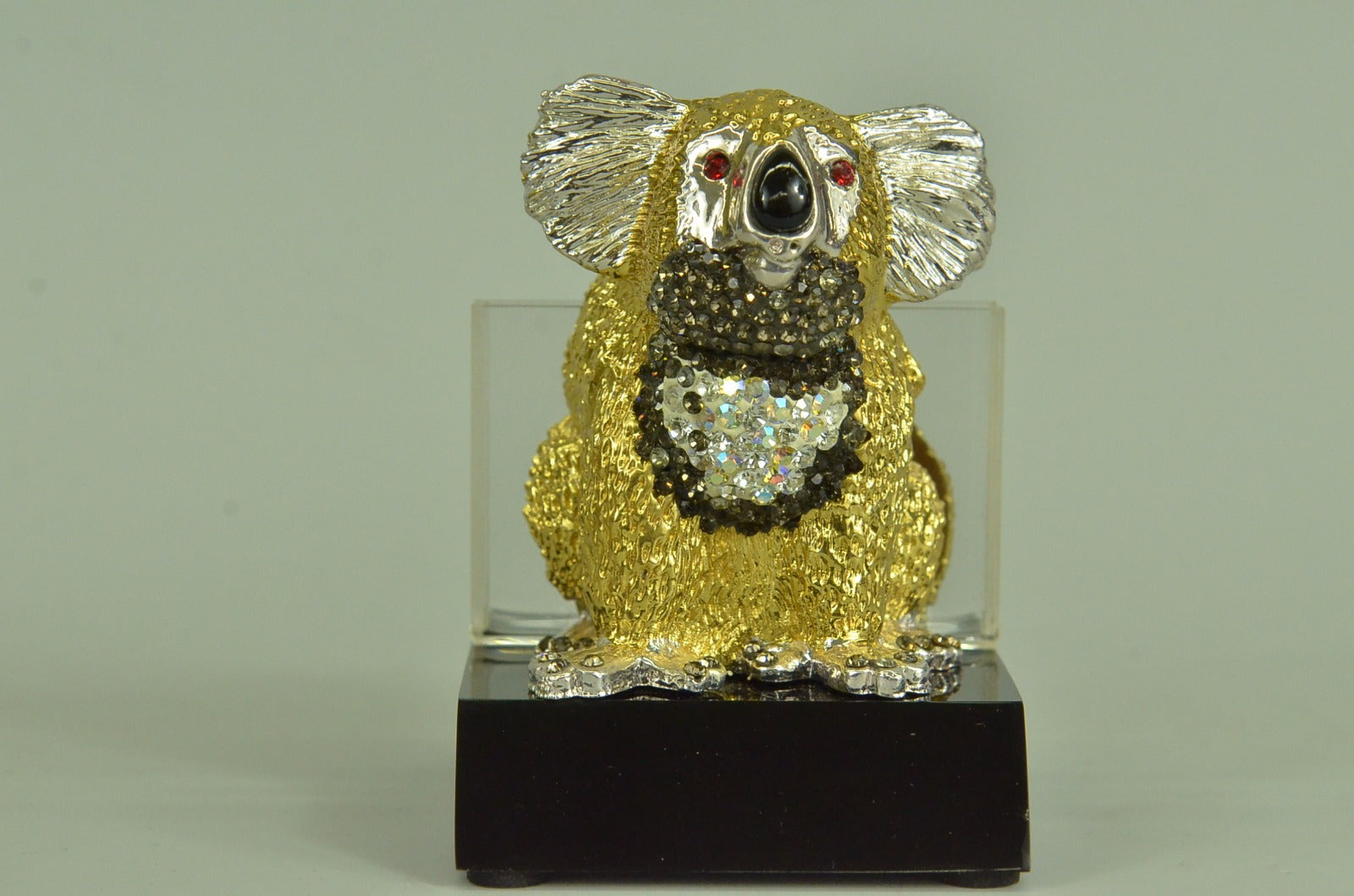Hot Cast Small Bear Business Card Holder 24K Gold Bronze with Ruby Statue Decor