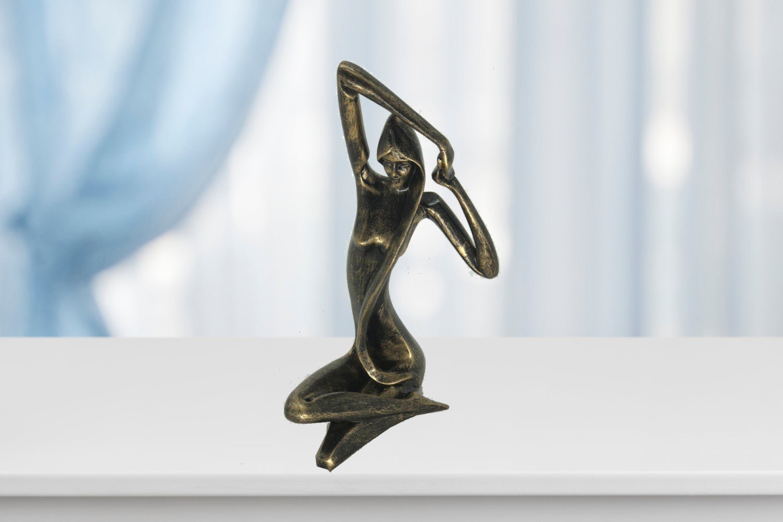 Buy Cold Cast European Nude Modern Art Bronze Sculpture – Hand-Painted Home Decor Masterpiece on Sale