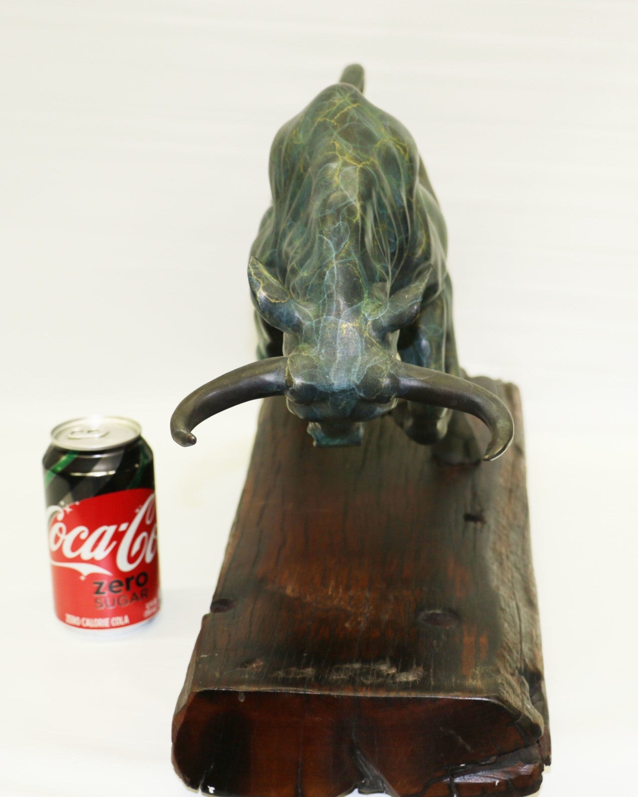 Buy Bronzeskulptur Stier Bulle – 51cm Handmade Bronze Bull Sculpture for Sale