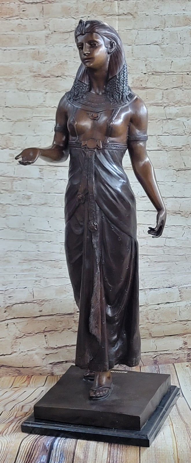 Collectible 34" Egyptian Queen of The Classic Bronze Masterpiece Artwork