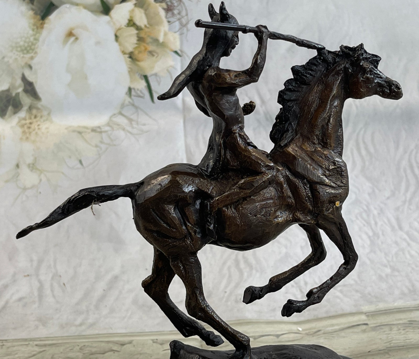 Handcrafted bronze sculpture SALE On Chief Warrior Indian Home Decoration Figure