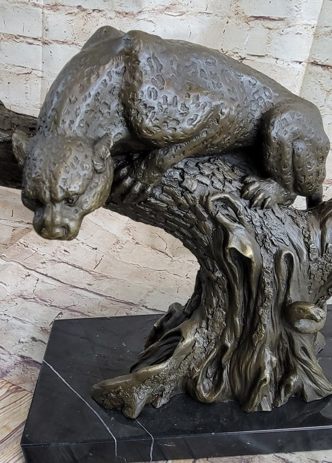 Handcrafted Massive Cougar on a tree Stump Bronze Sculpture Home Cabin Decor